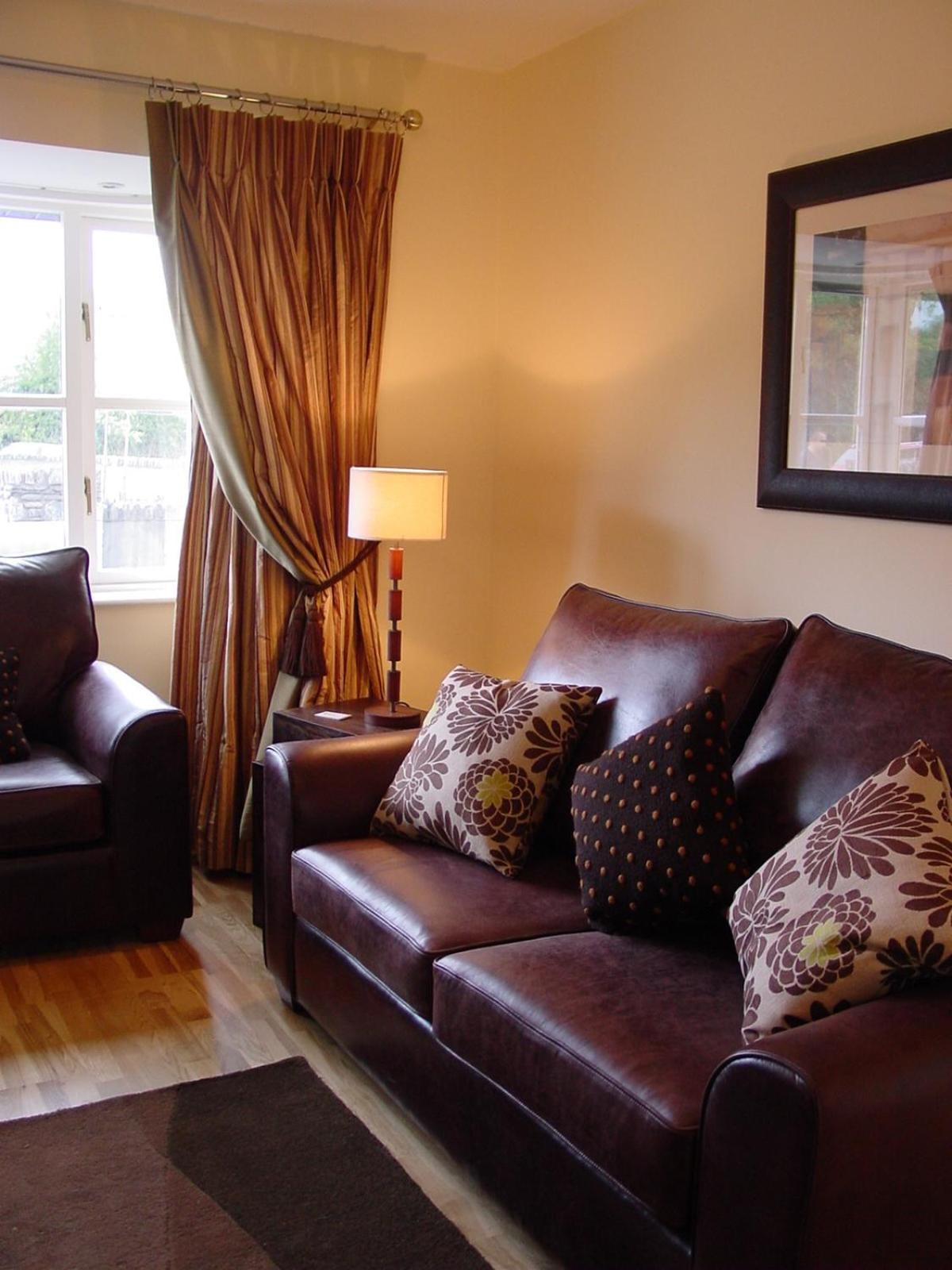 ArdMullen Townhouse X Davitt's Guesthouse & Restaurant Kenmare view 5