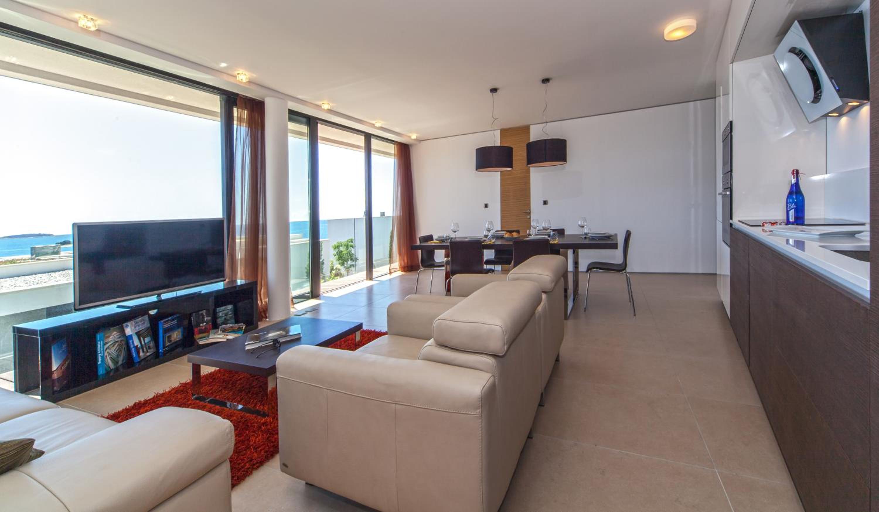 Golden Rays Luxury Villas & Apartments