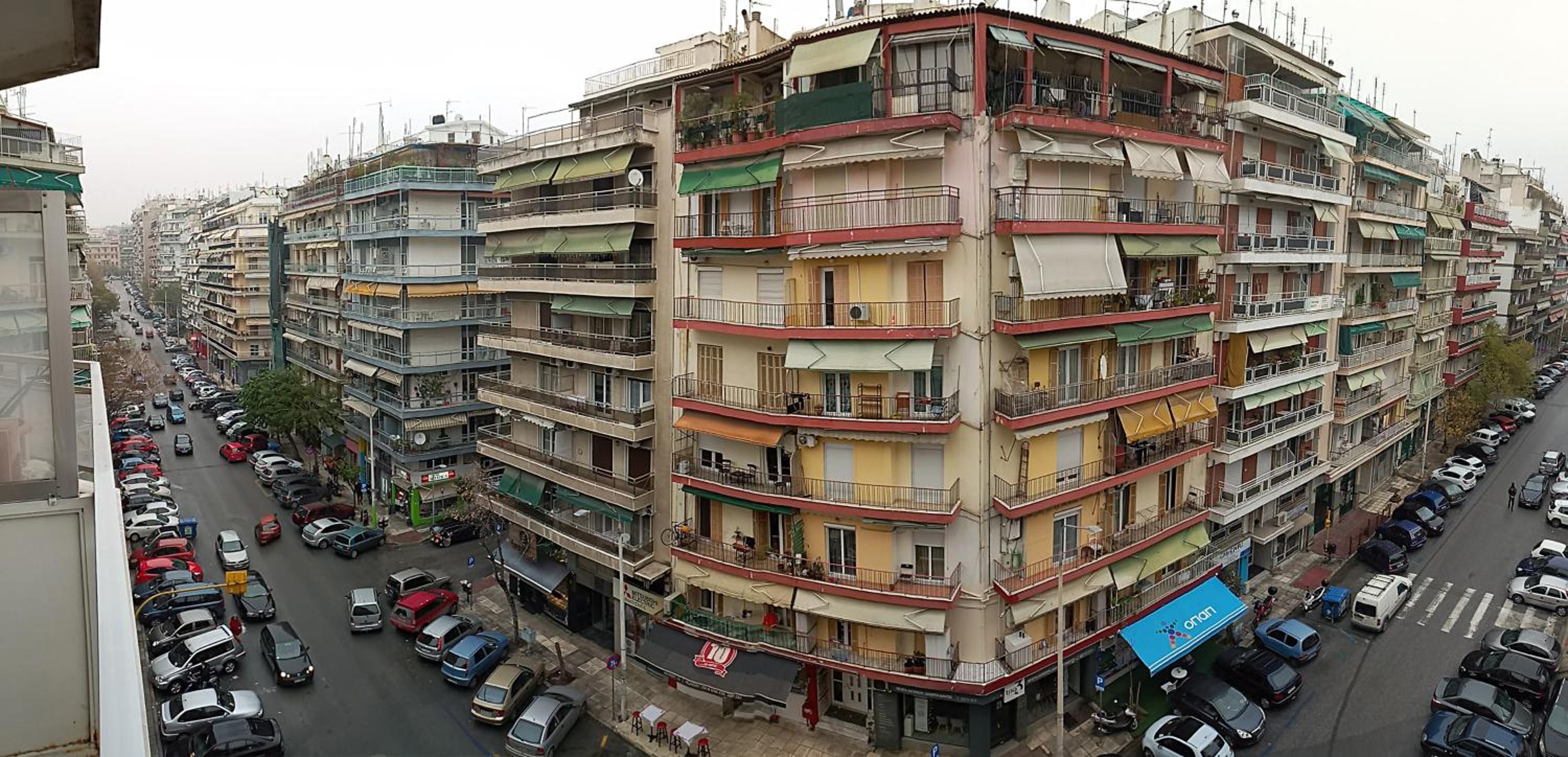 Royal deluxe Apt.(must) view 5