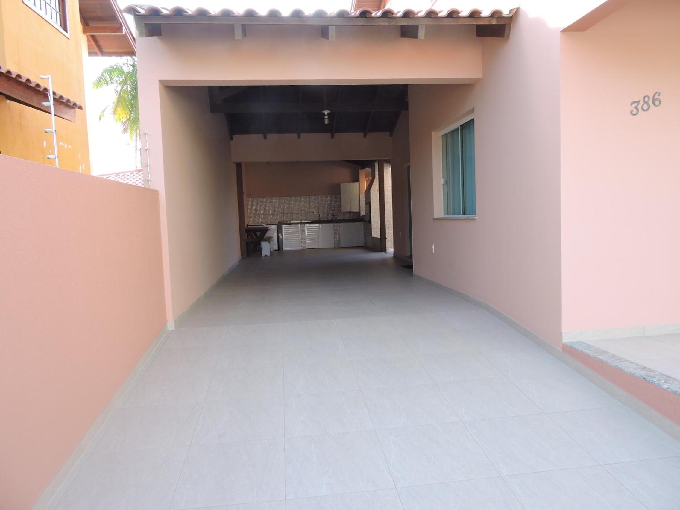 Casa alto padrão a 300 mts da praia