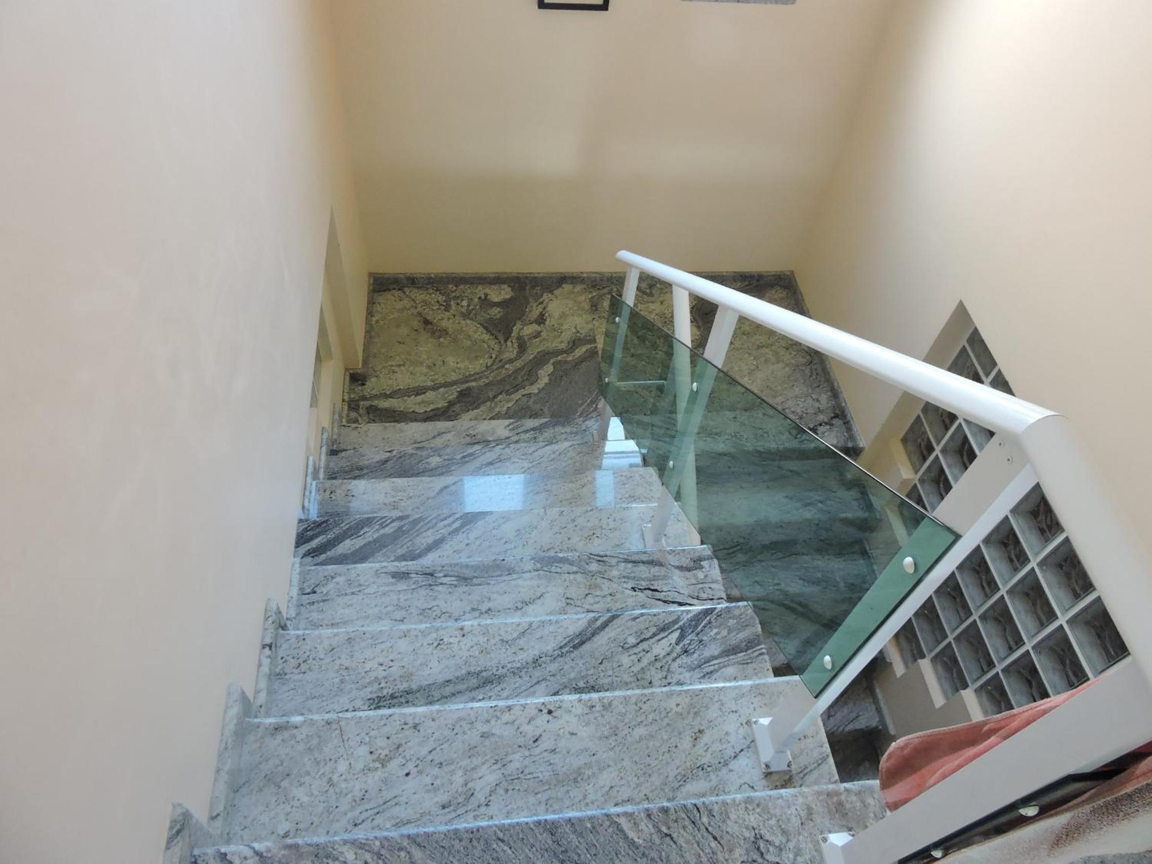 Casa alto padrão a 300 mts da praia