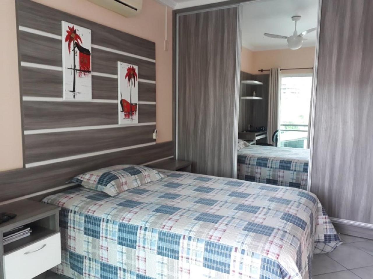Casa alto padrão a 300 mts da praia