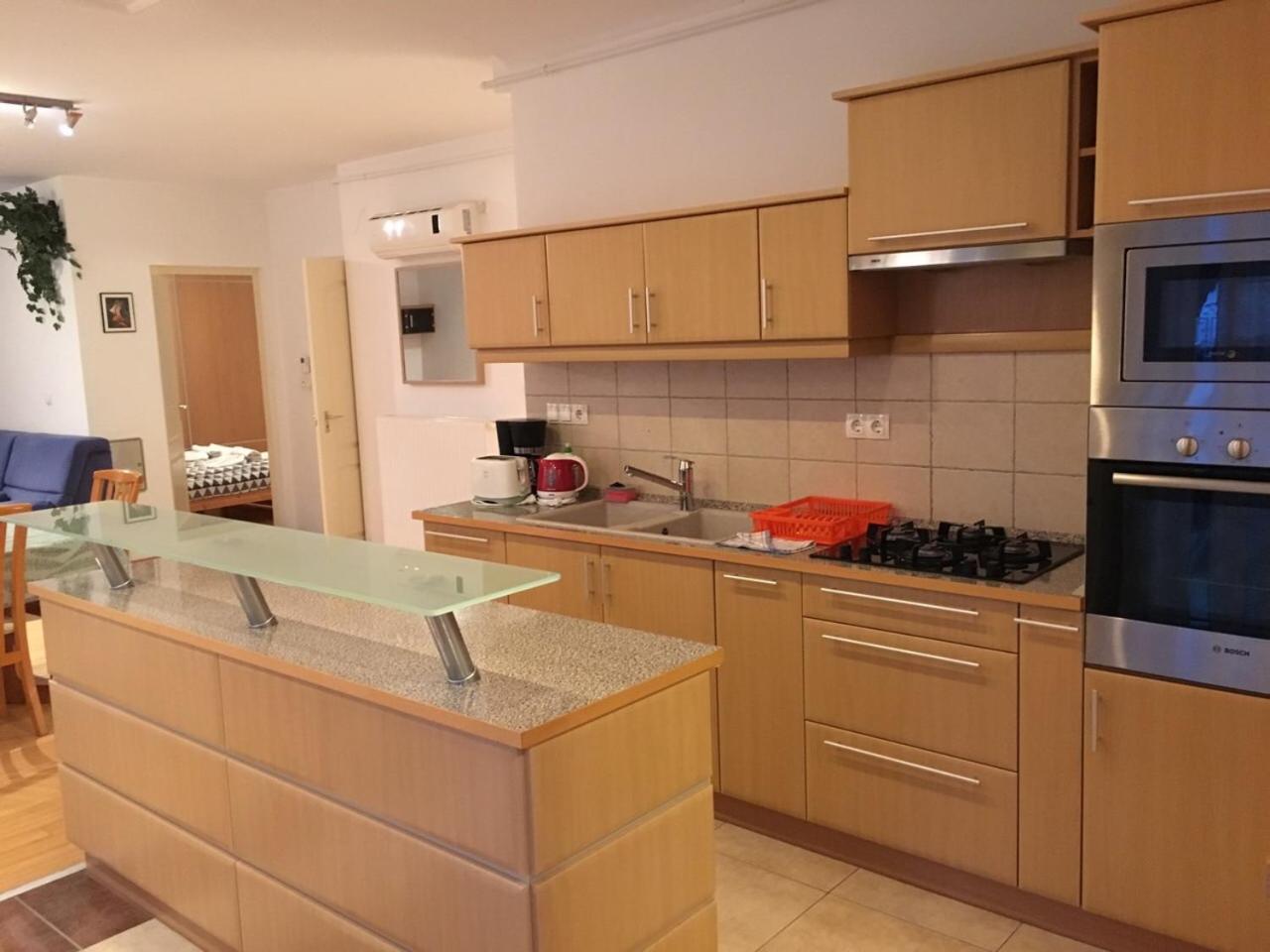 Mary Apartmanház Hévíz view 4