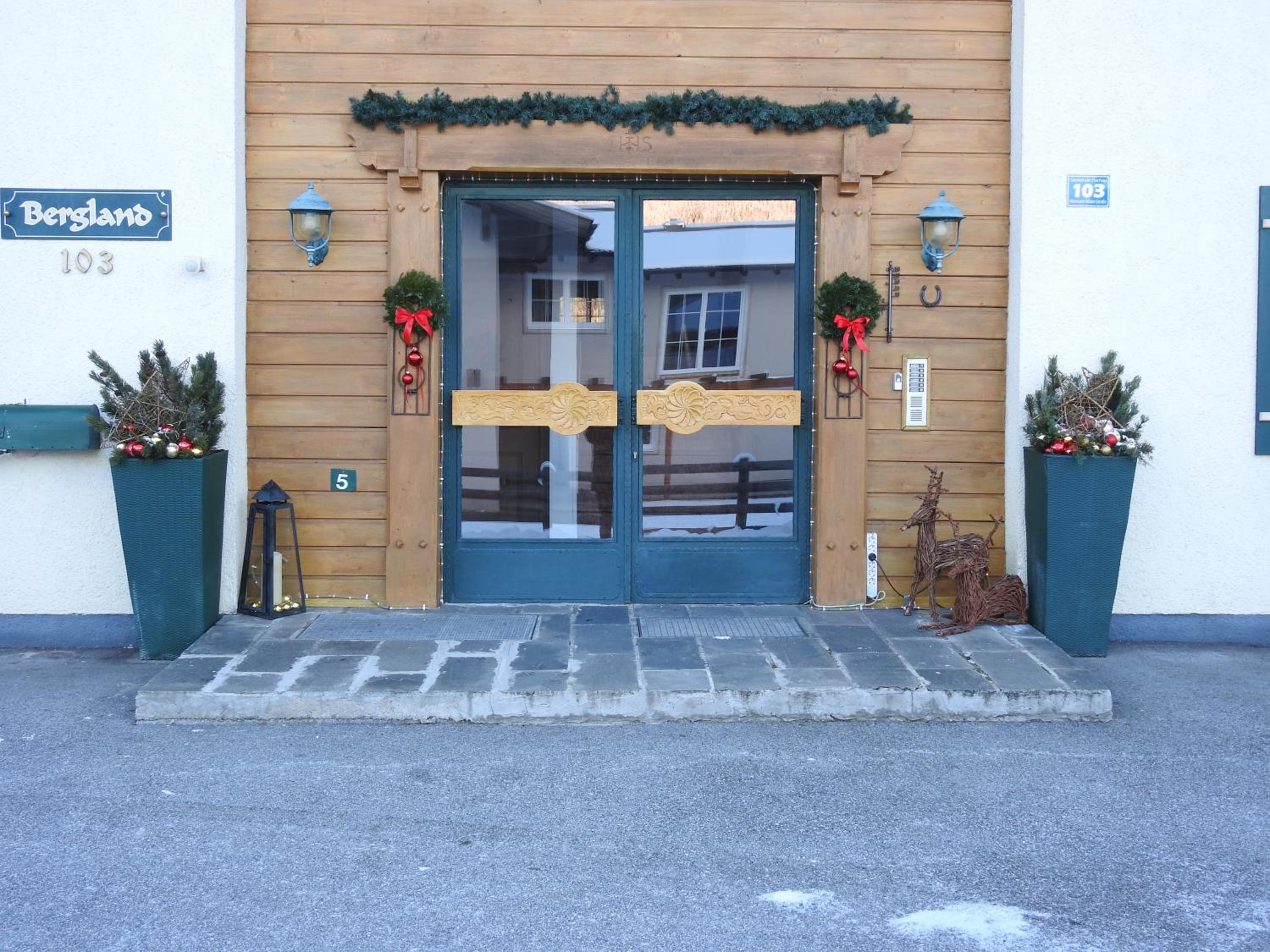 Ferienhaus Bergland view 3