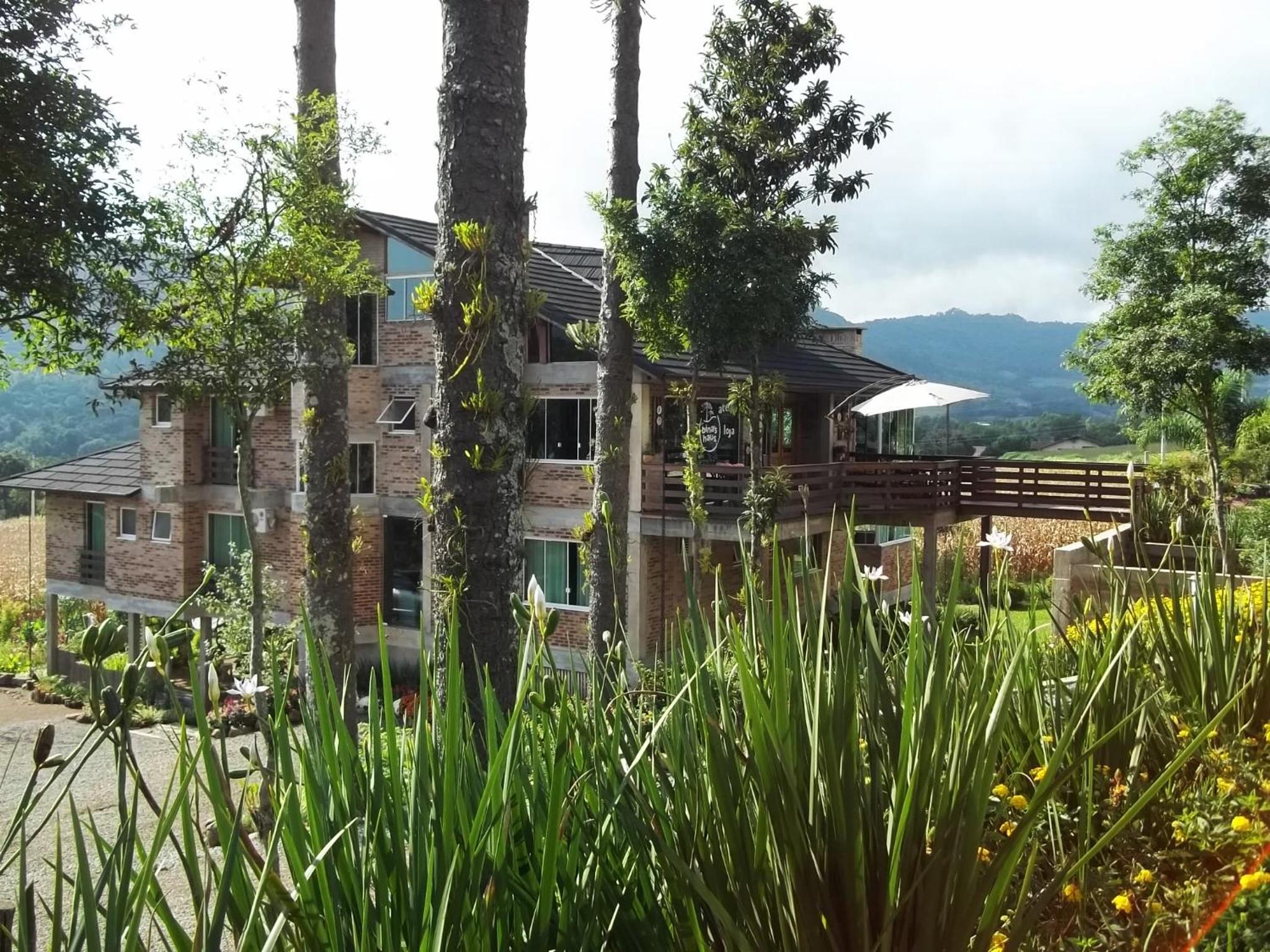Bina's Haus Pousada, Cafeteria e Atelier view 3