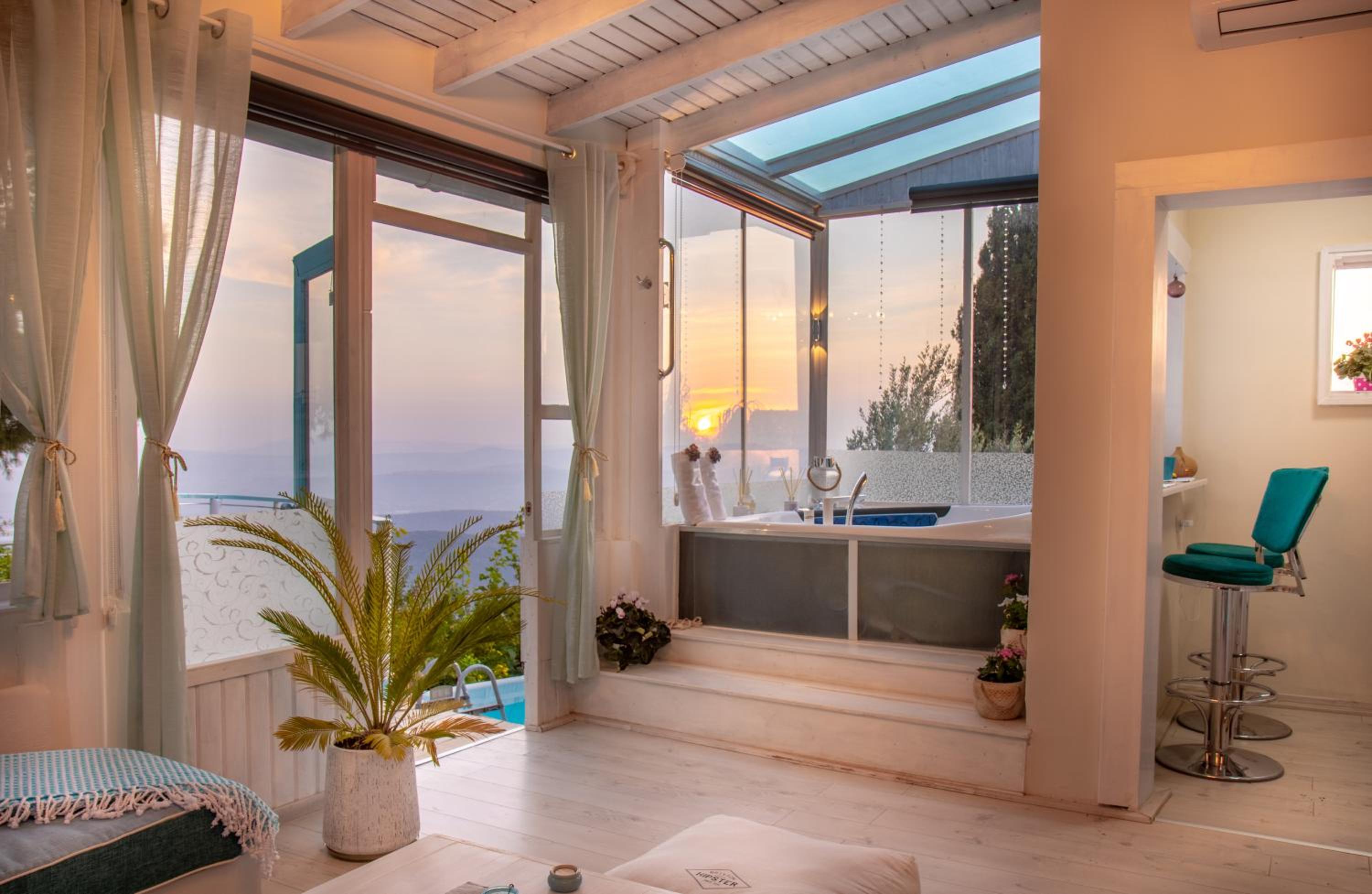 Michelle Suite סוויטת מישל view 3