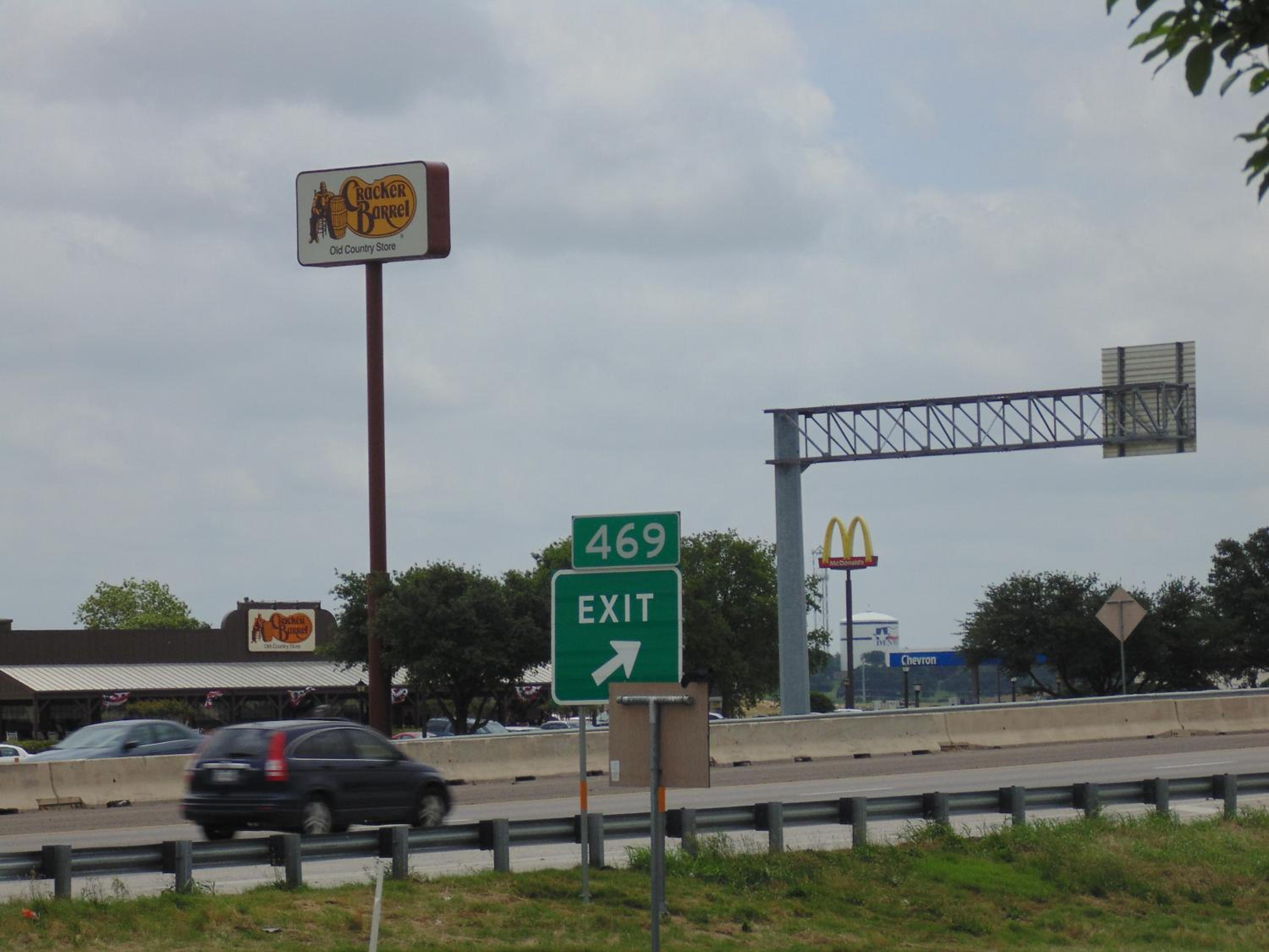 Motel 6 Denton, TX - UNT