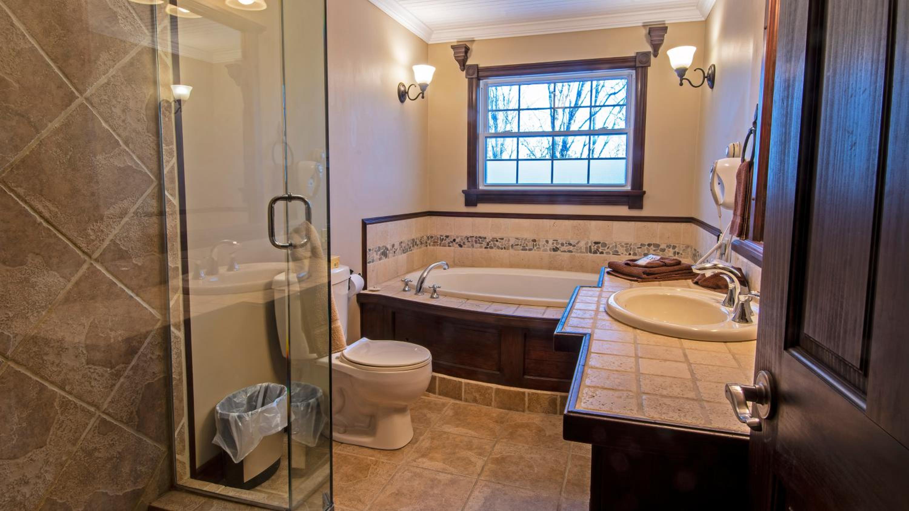 Huntsville Vacations - Blue Water Acres - Property Image 4