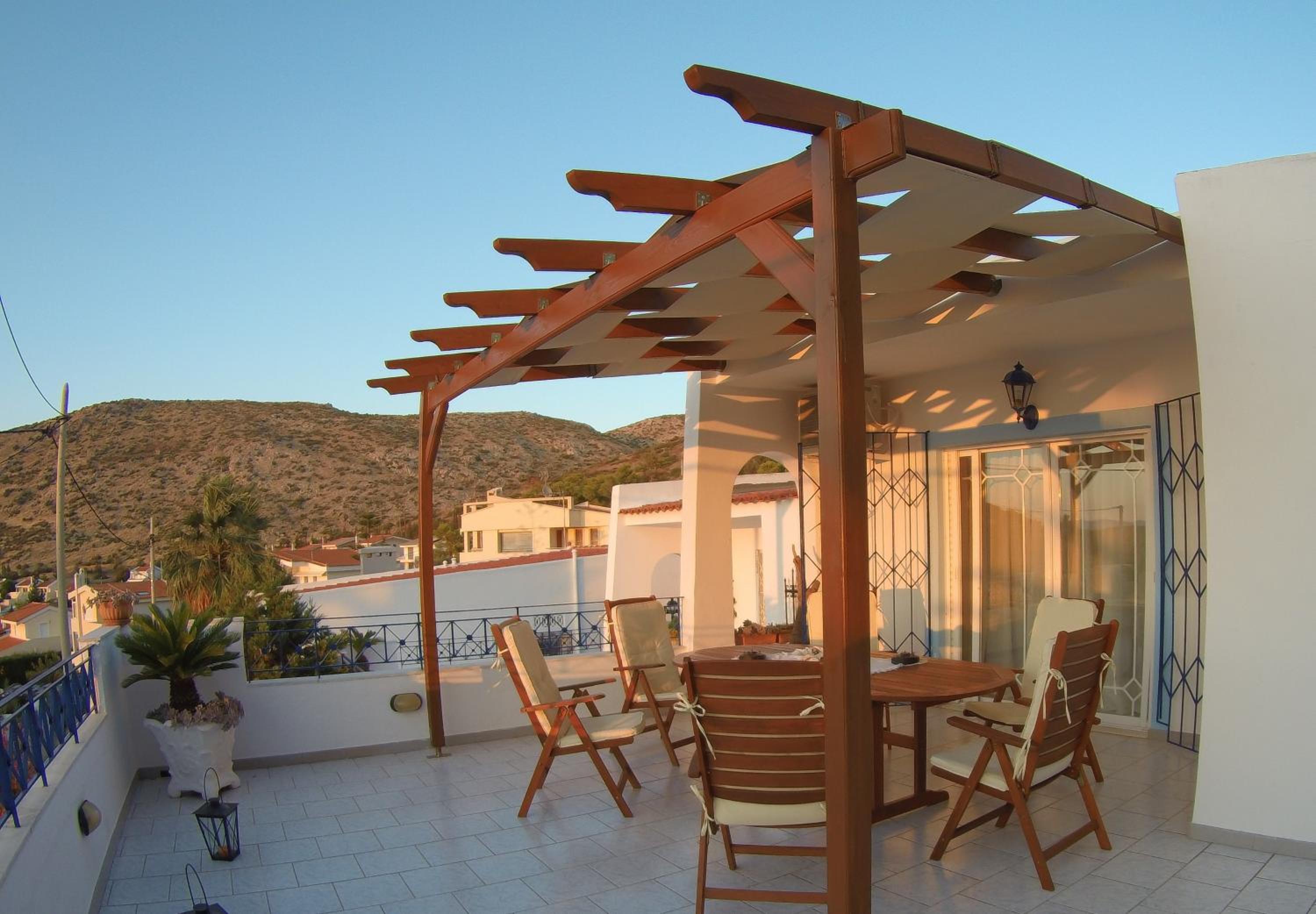 BLUE & WHITE MAISONETTE OVER THE SEA NEAR SOUNIO view 5