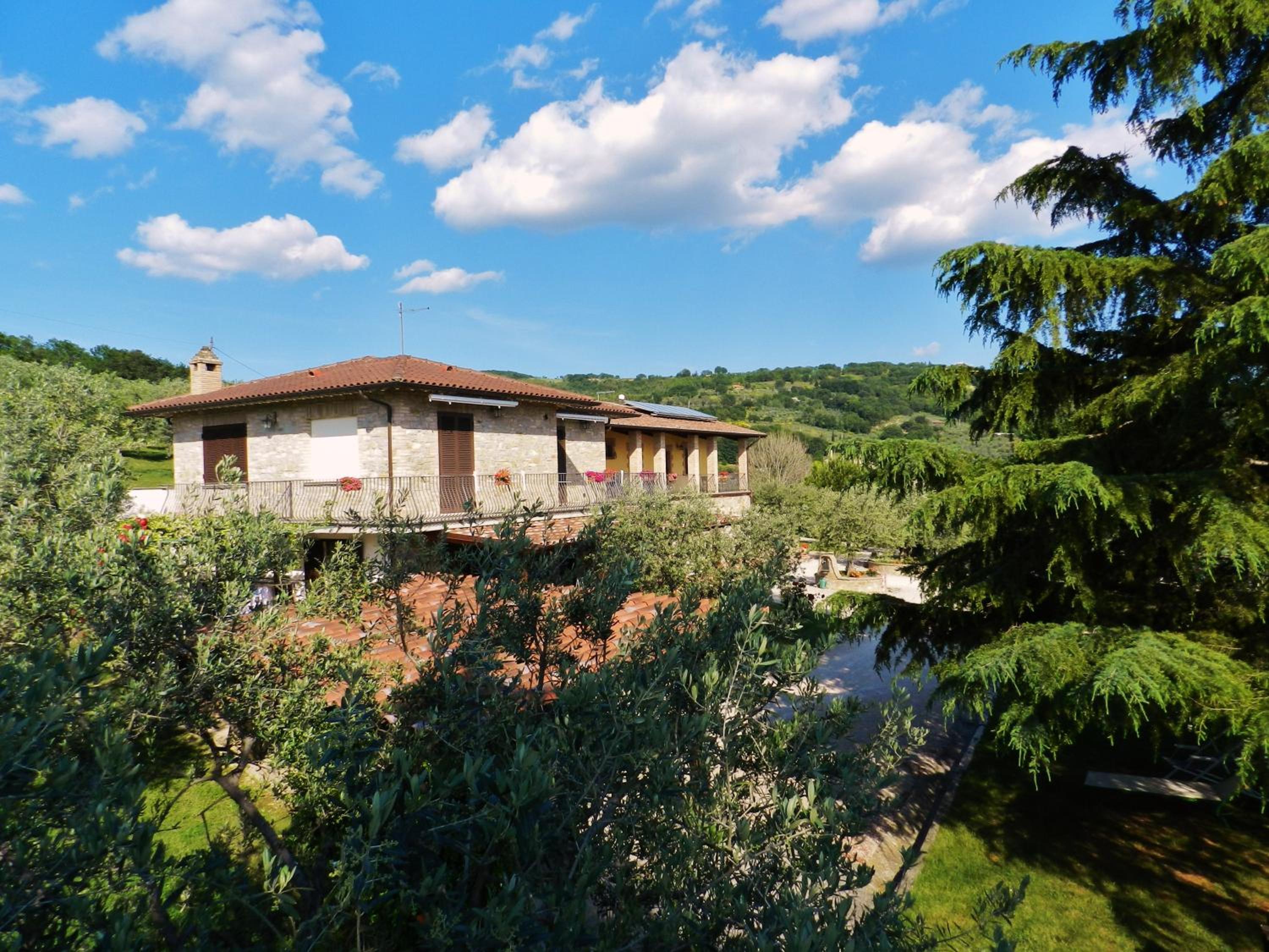 Agriturismo Assisi La Rocca view 3