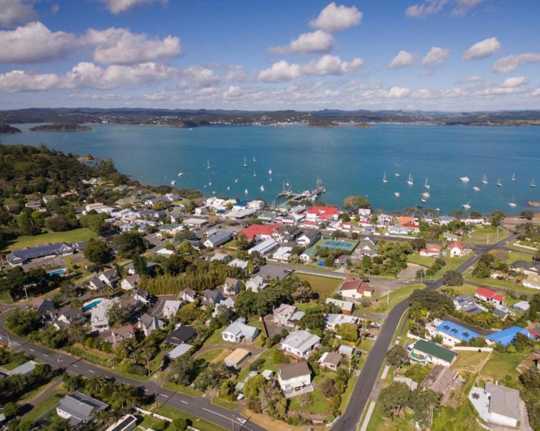 Russell Top 10 Holiday Villas view 2