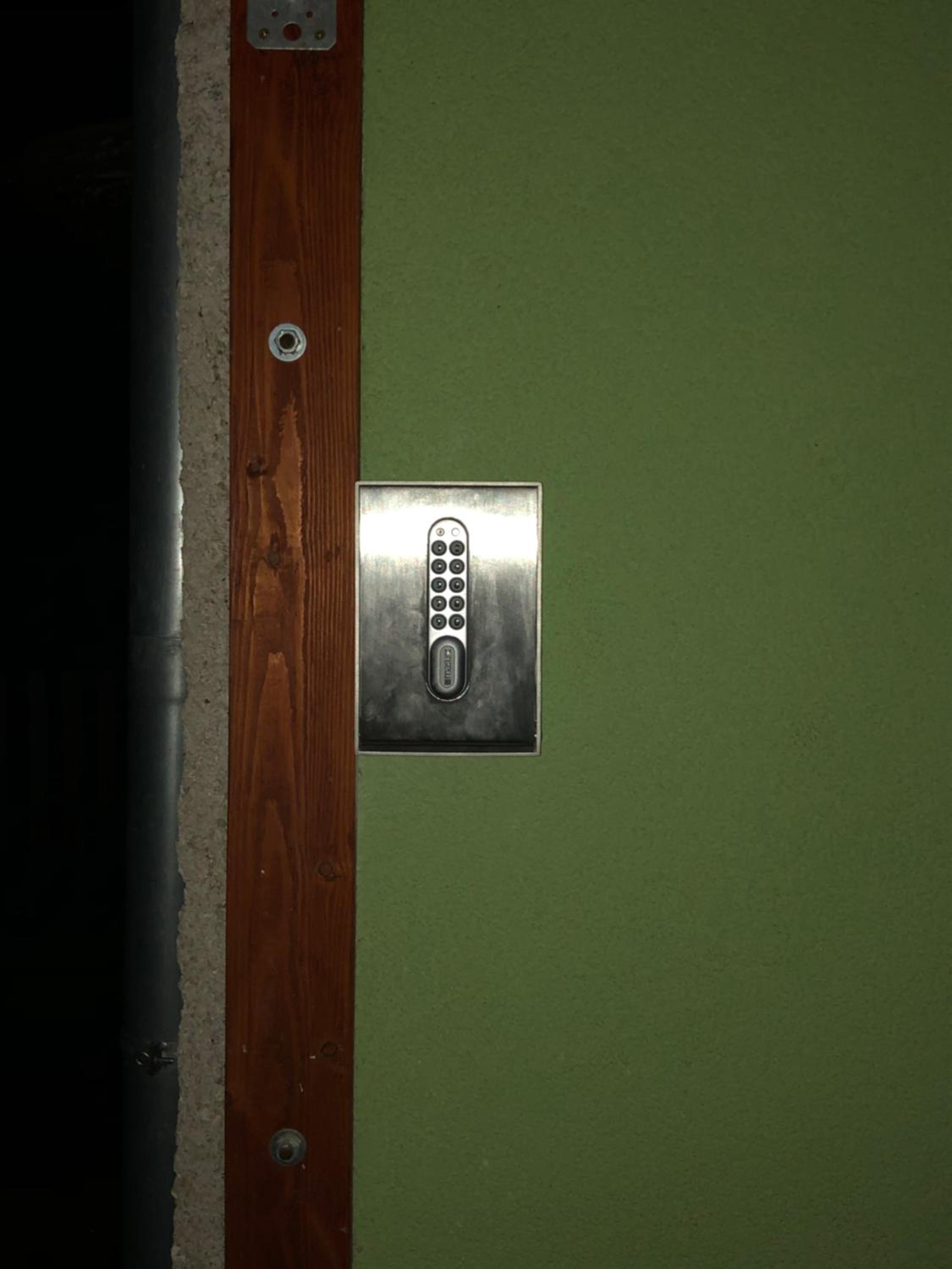 Photo 8