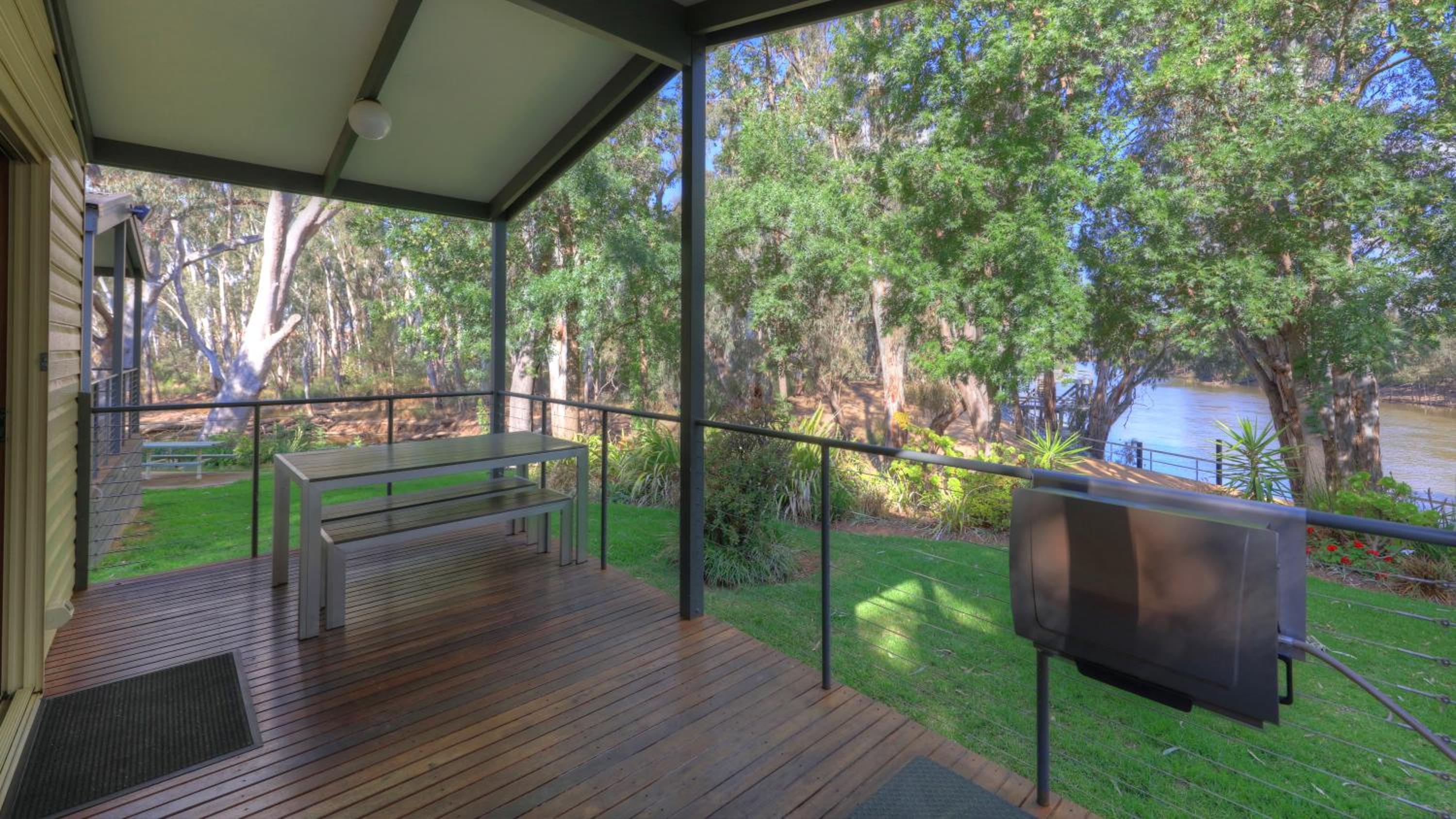 Moama Riverside Holiday Park