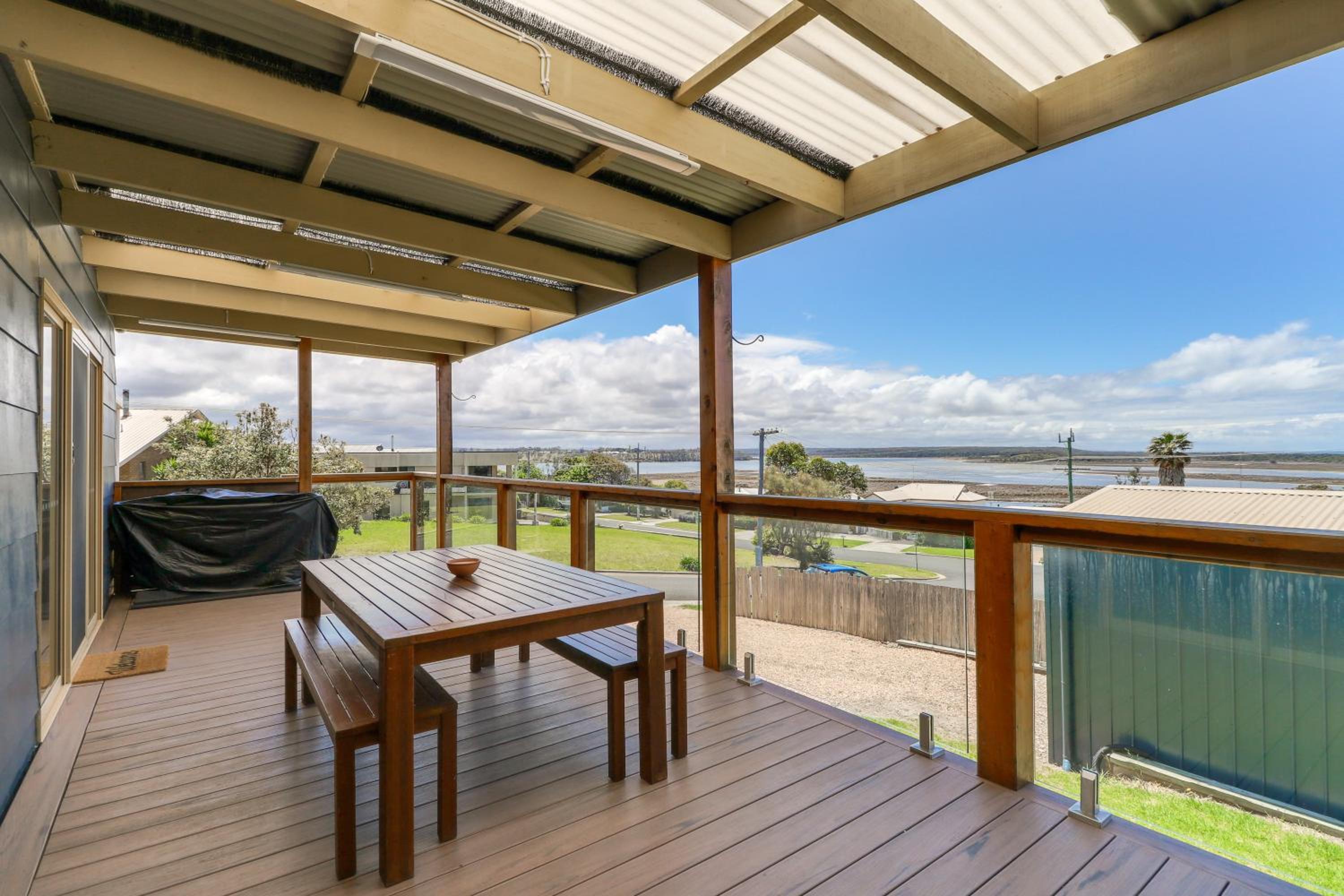 Outlook Views - Lake Tyers Beach Escape