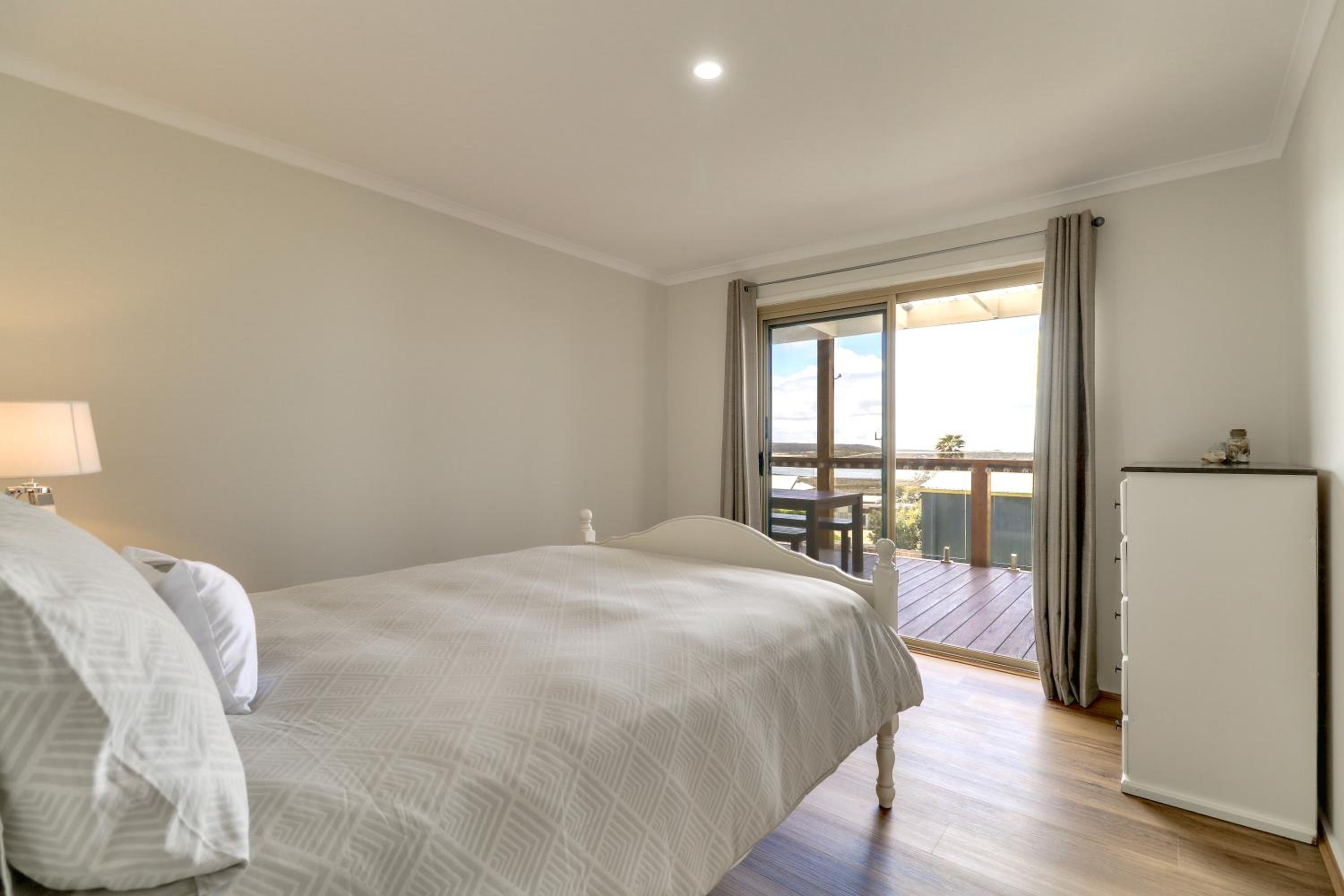 Outlook Views - Lake Tyers Beach Escape