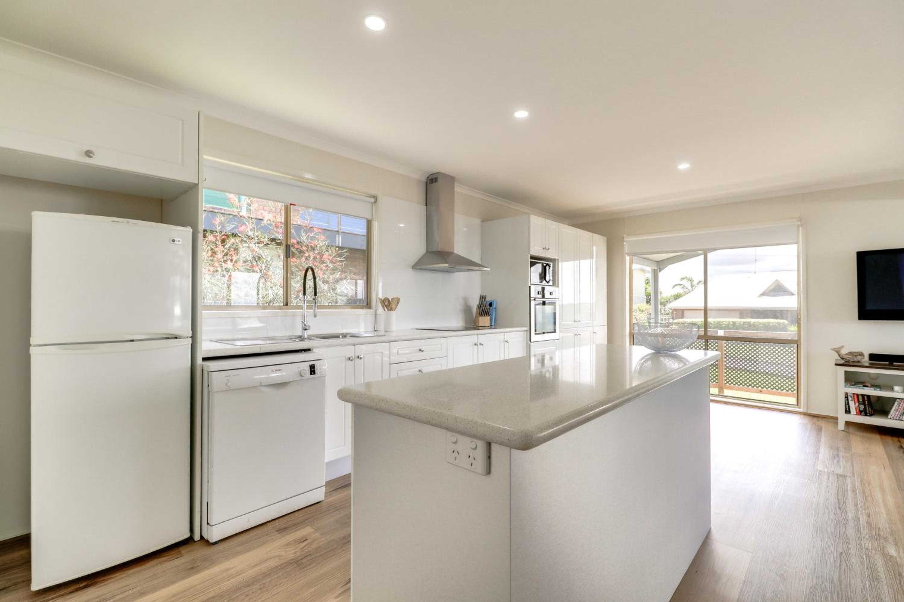 Outlook Views - Lake Tyers Beach Escape