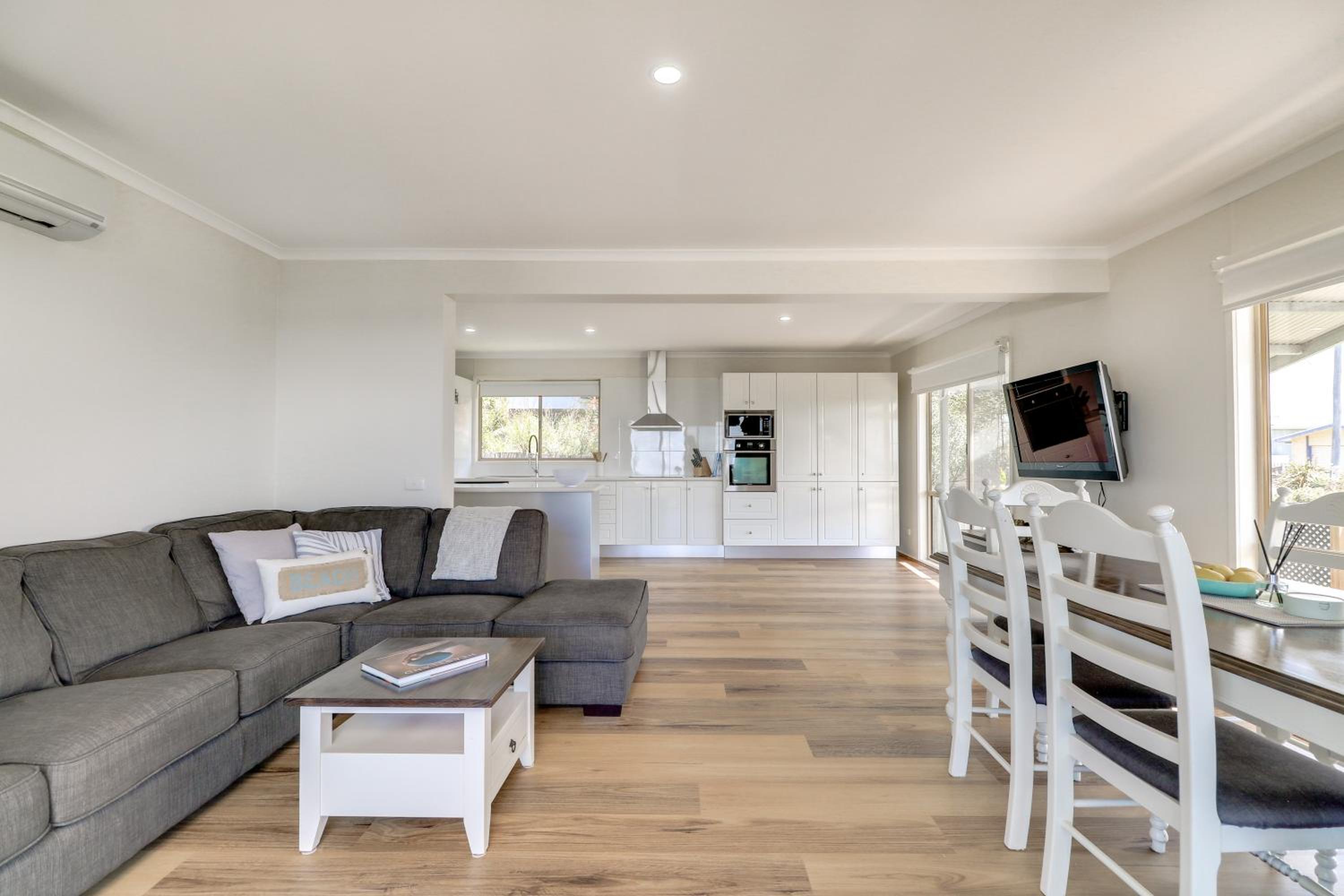 Outlook Views - Lake Tyers Beach Escape