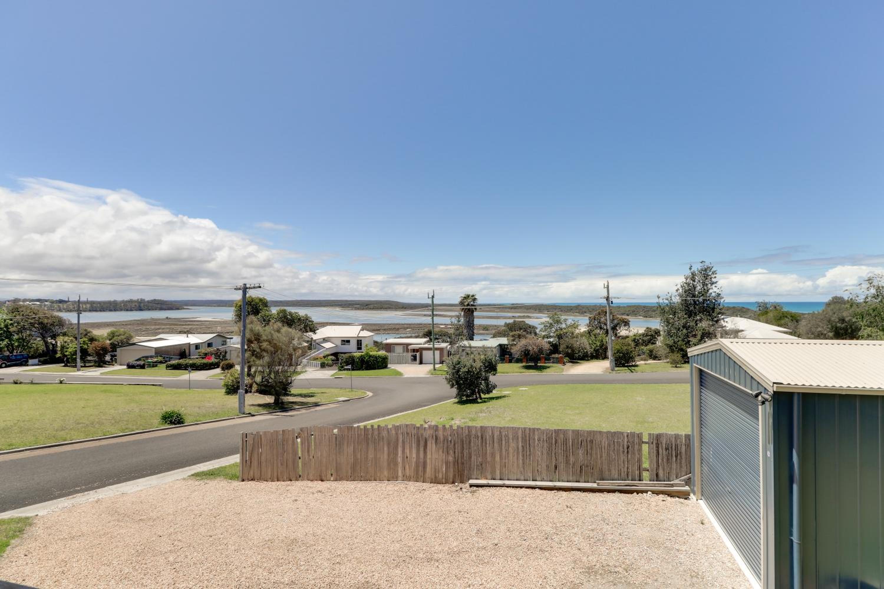 Outlook Views - Lake Tyers Beach Escape