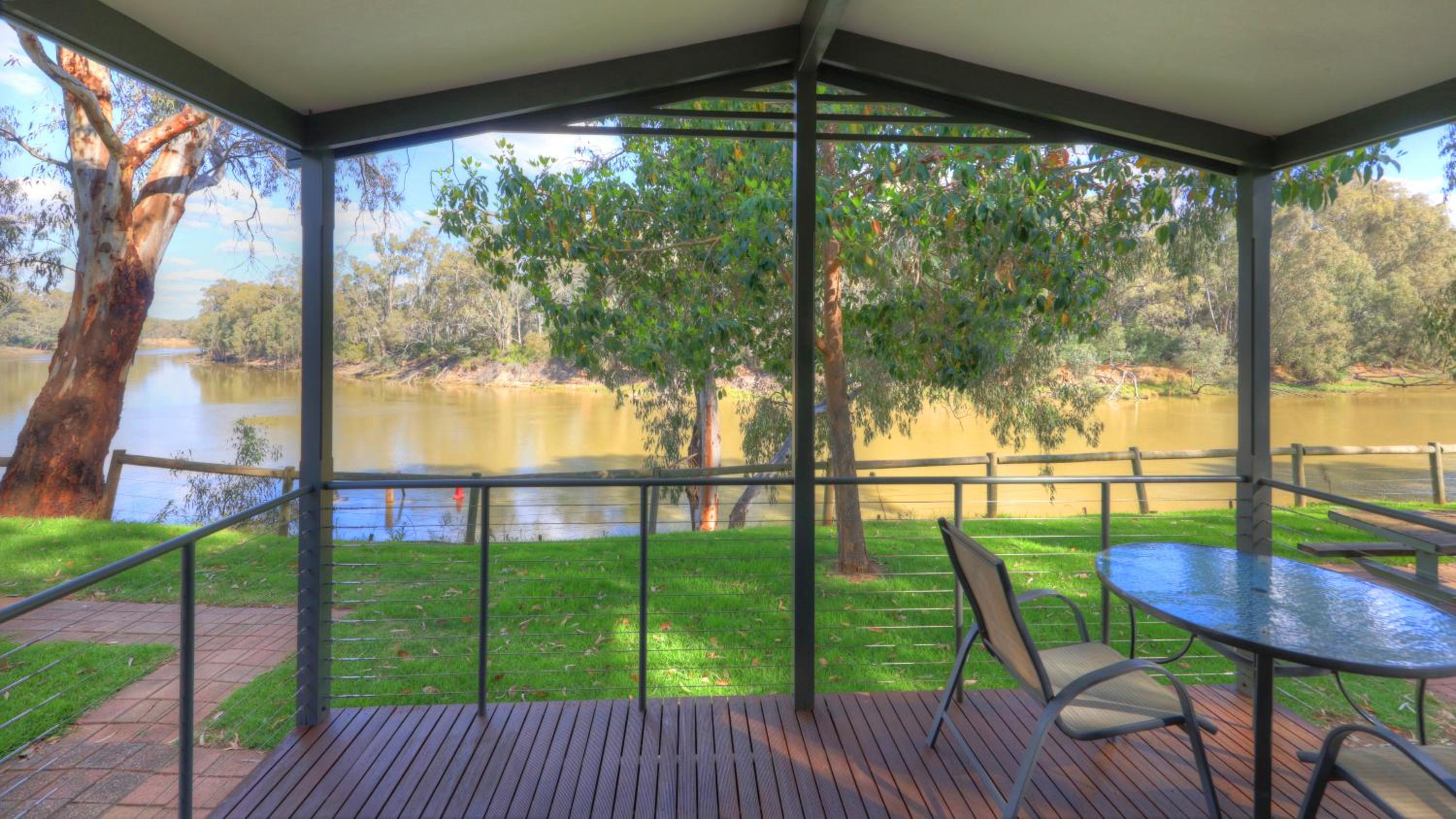 Moama Riverside Holiday Park