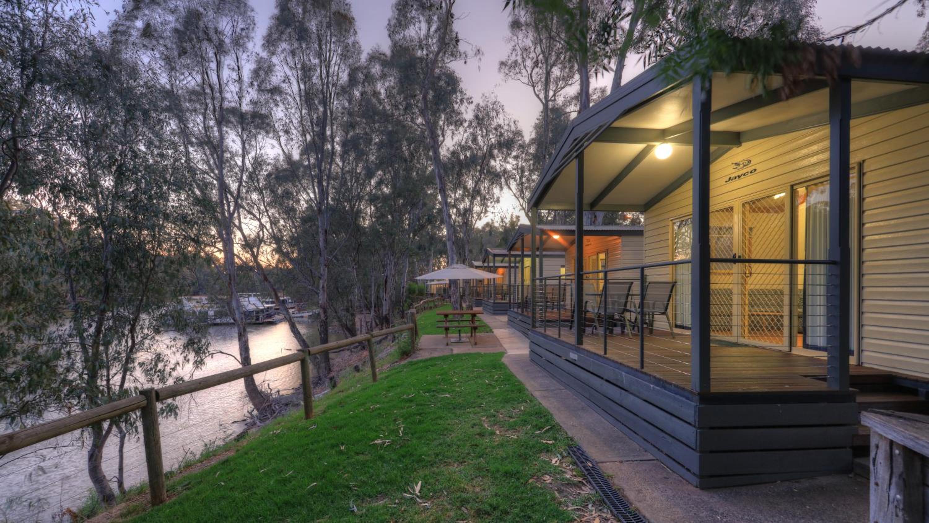 Moama Riverside Holiday Park