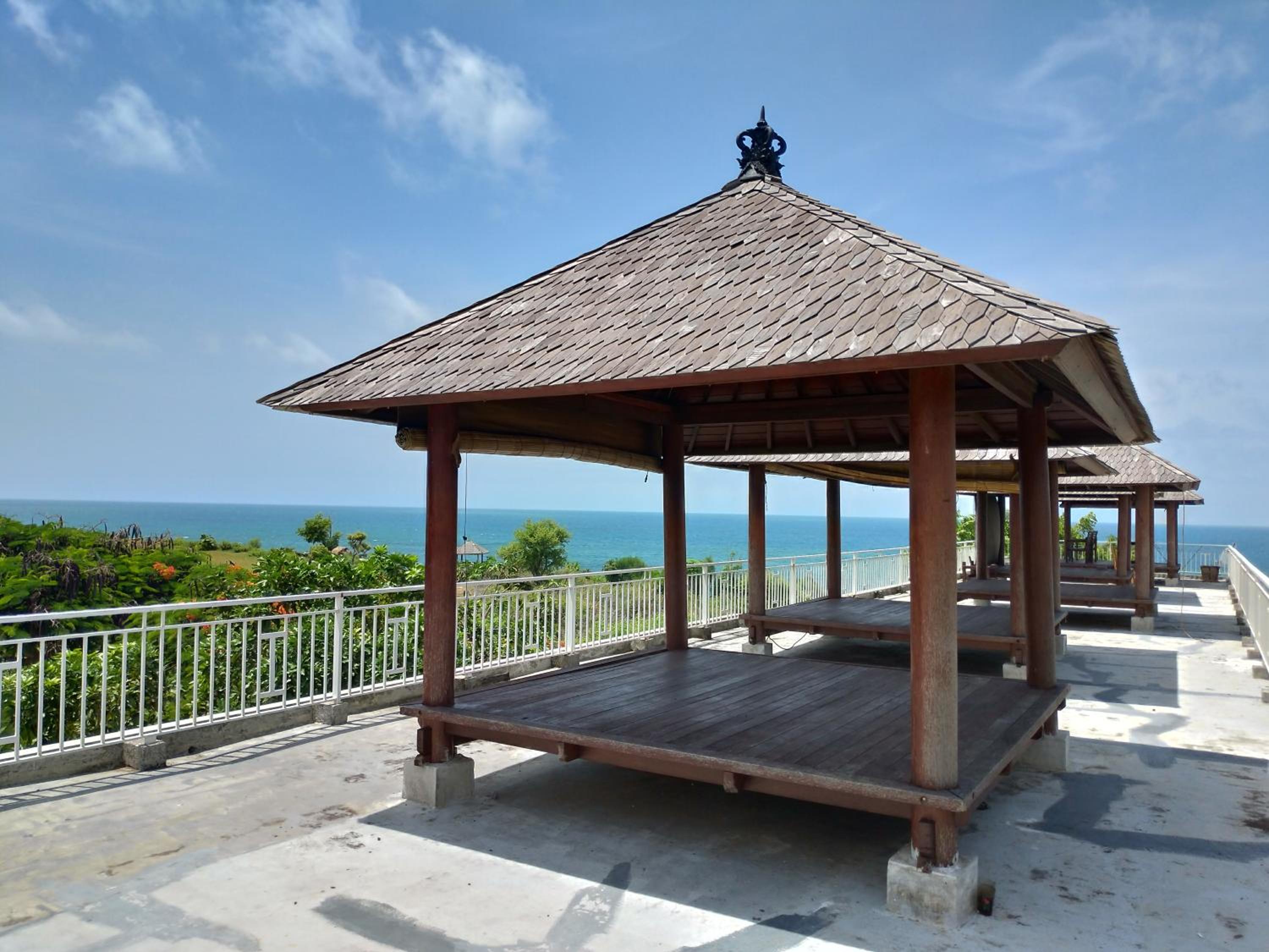 Balangan Paradise Hostel and Restaurant