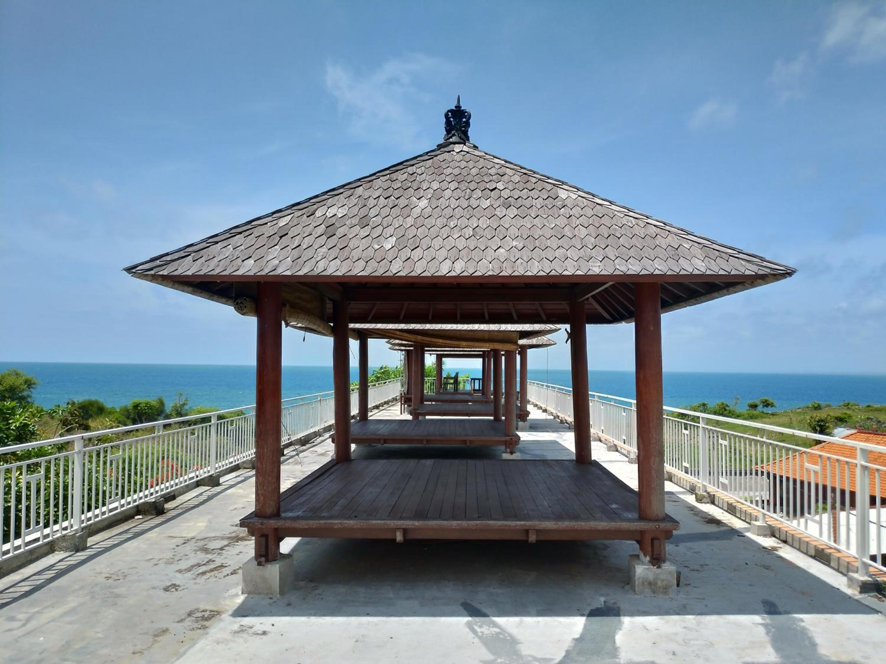 Balangan Paradise Hostel and Restaurant