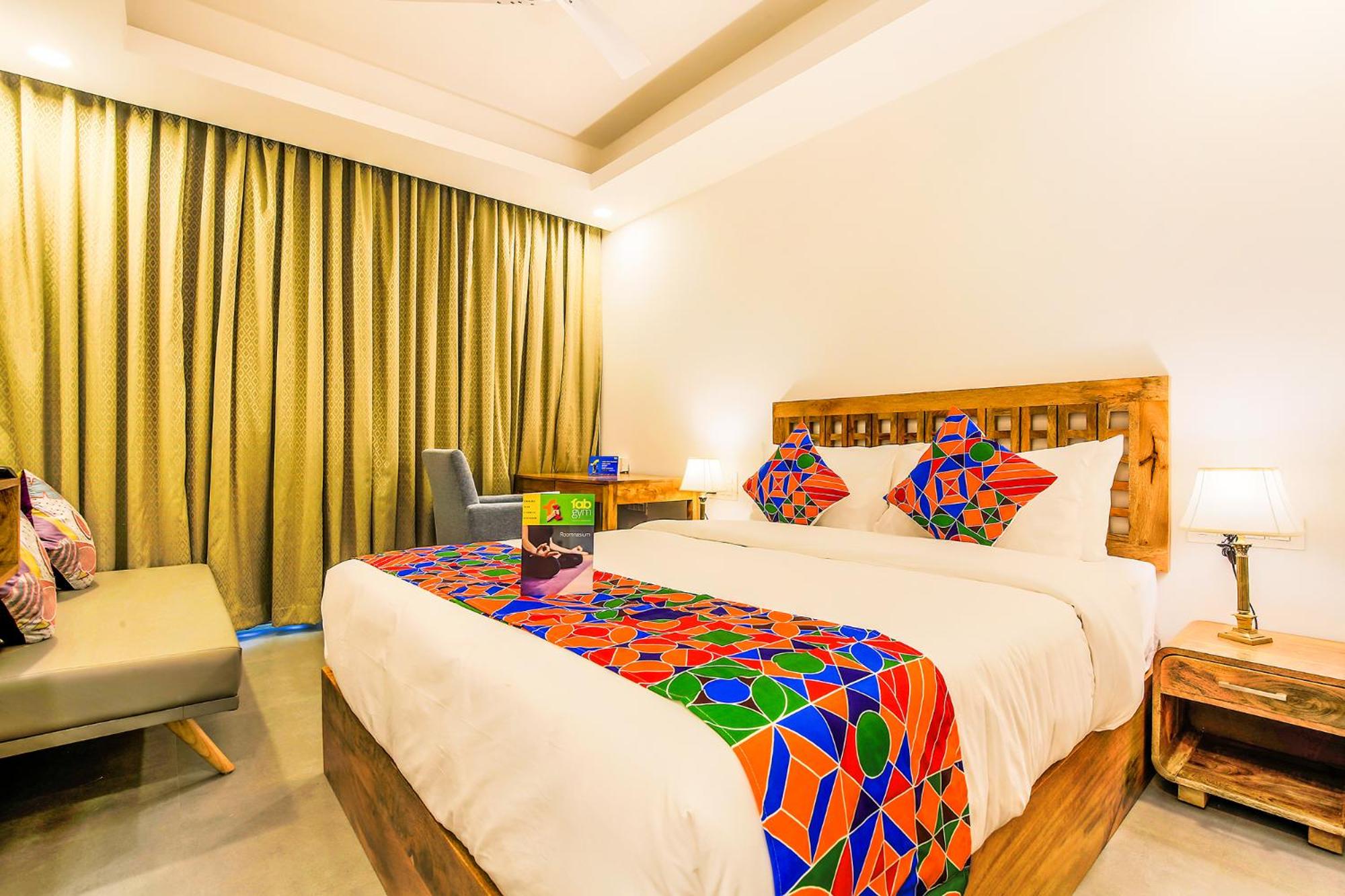 FabHotel Casa Kiara With Pool Side Bar - Nr Calangute Beach view 4