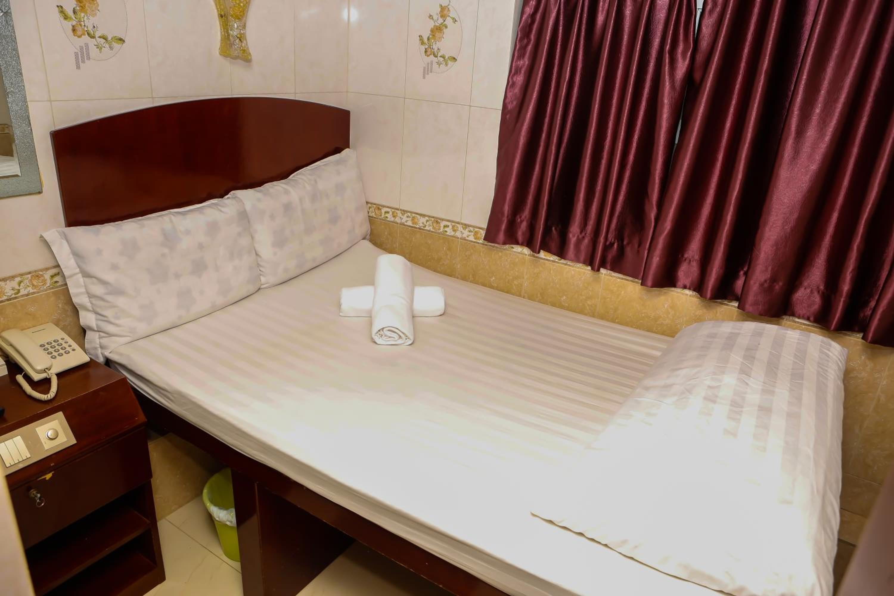 Everest Hostel 14/F