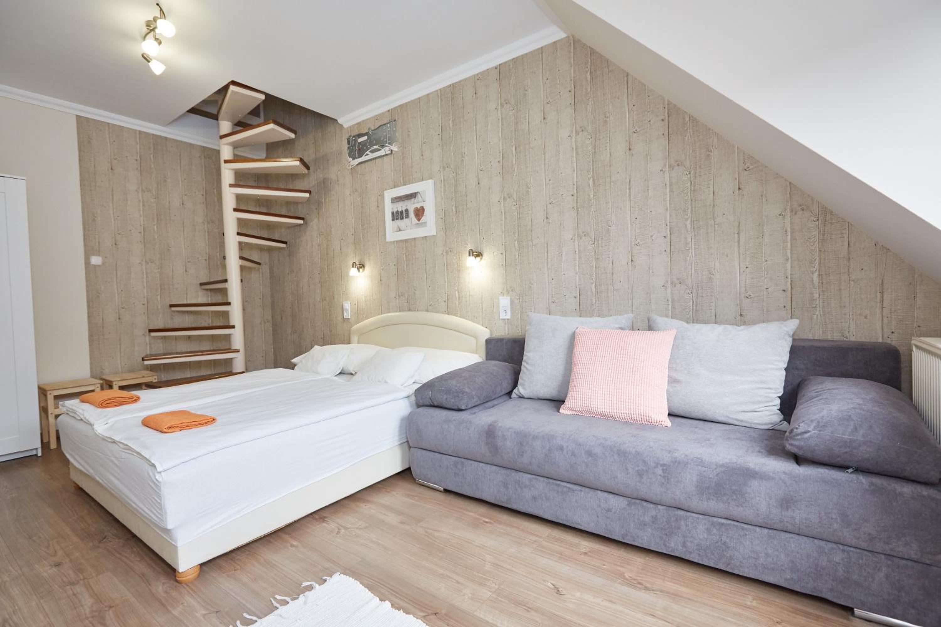 Zoli Apartmanok -Nóri Kölcsey 32