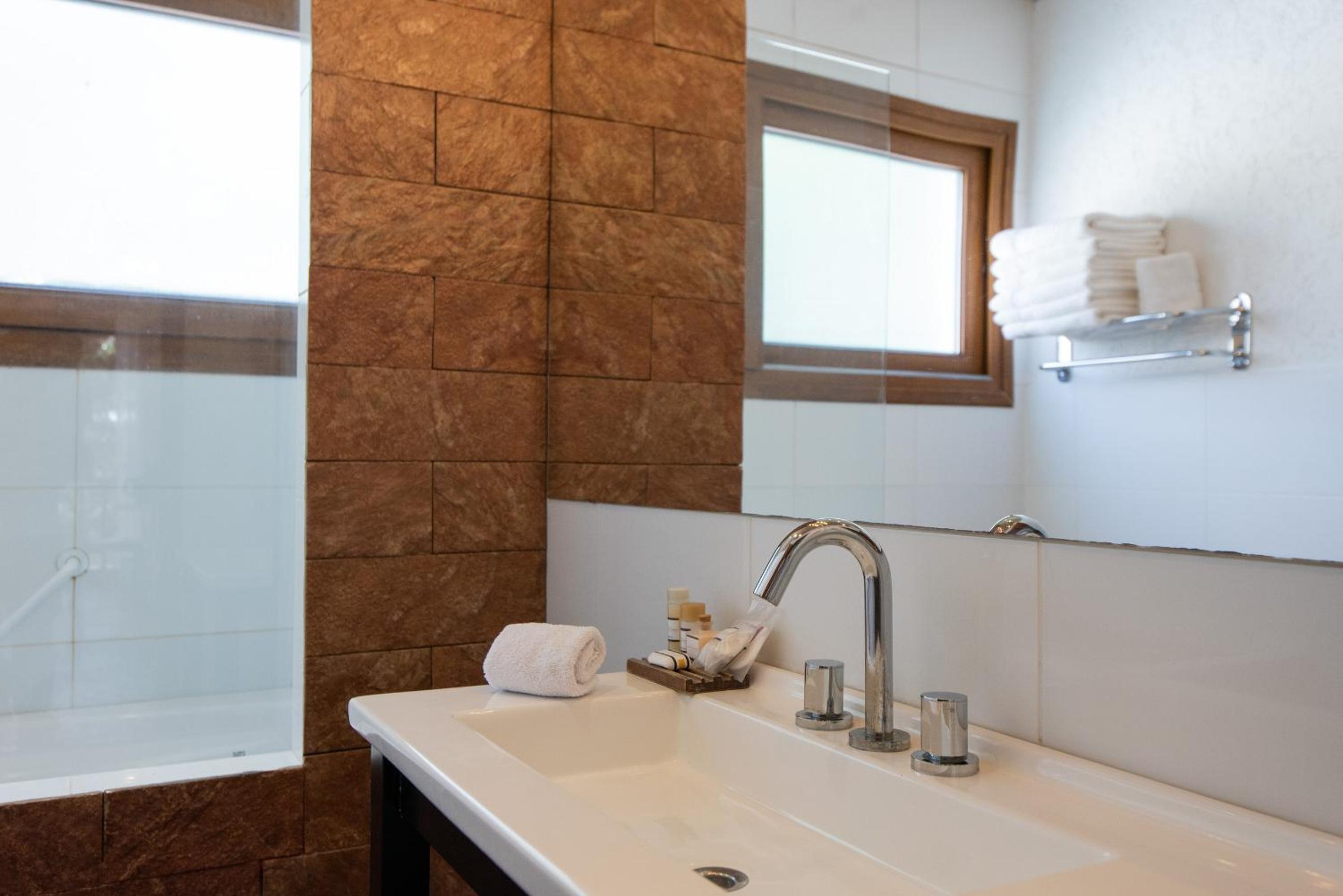Punta Cerezo Apart
