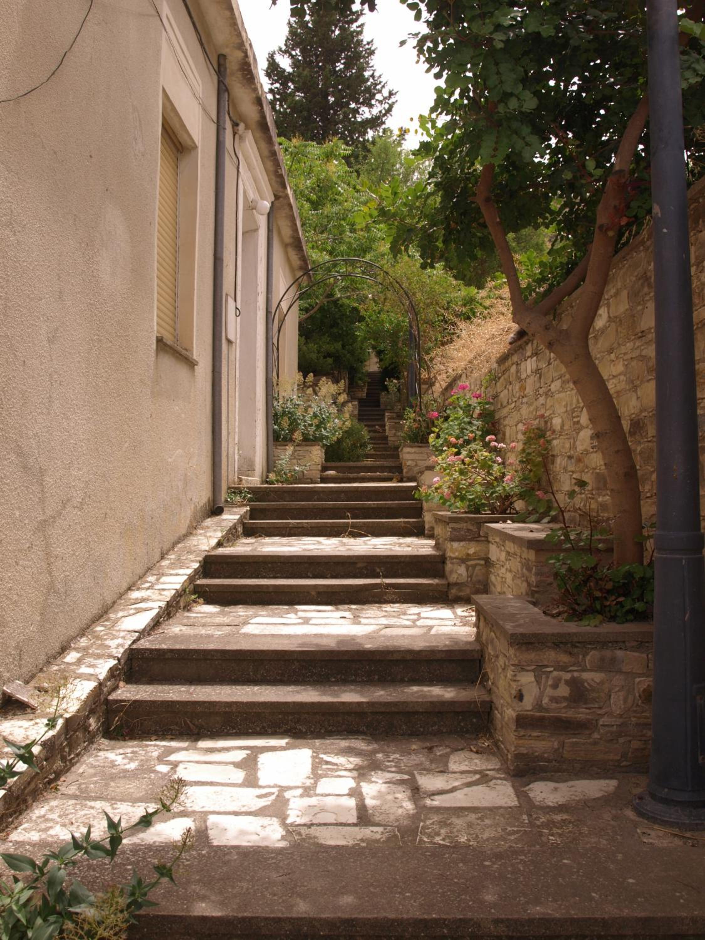 Iosiphis Stonebuilt House