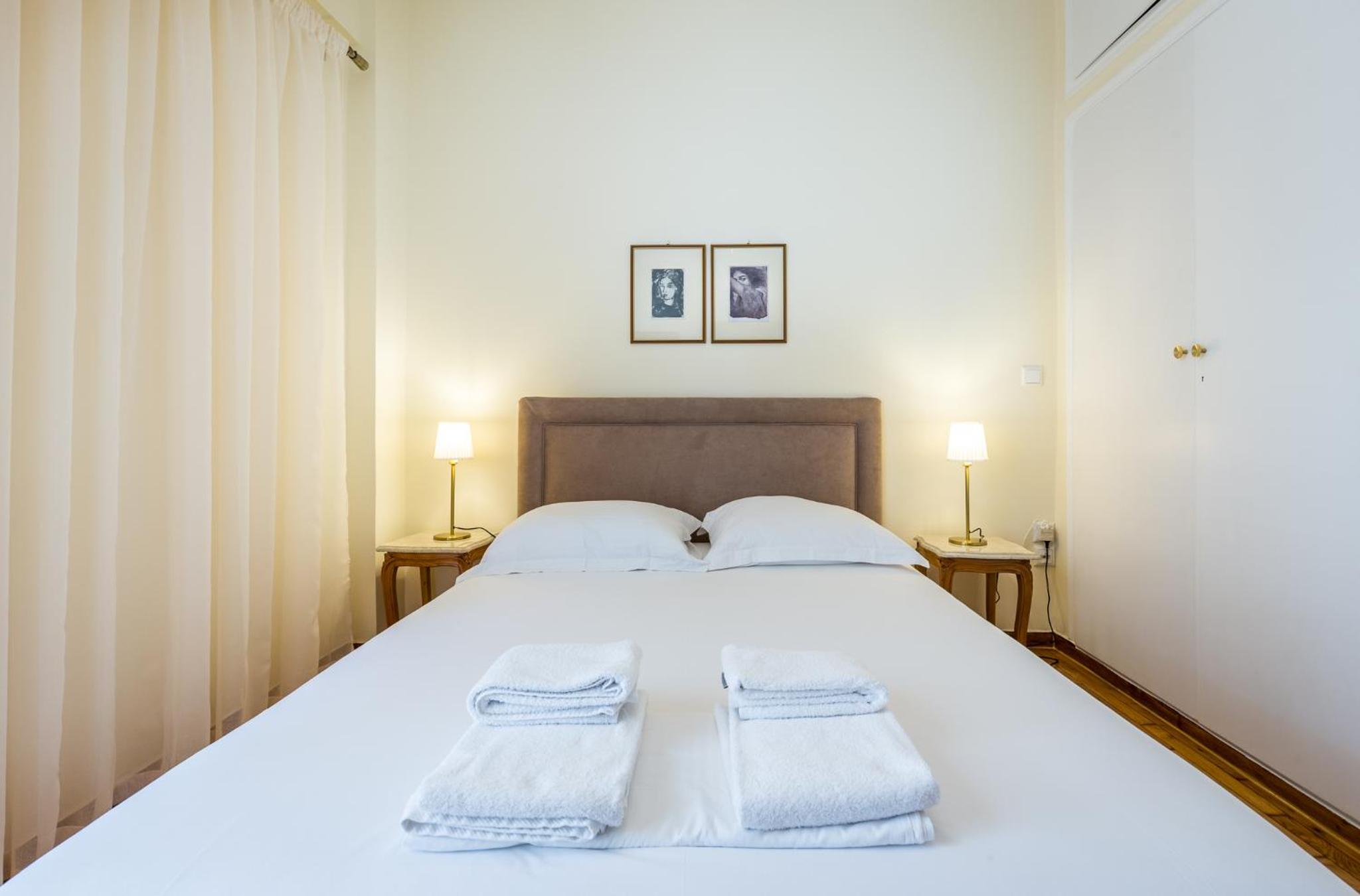 Chic flat in Kolonaki next to American Embassy photo 3