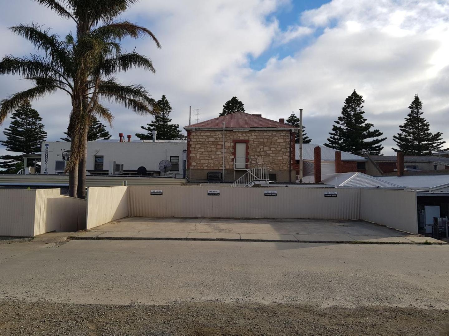 Pier Hotel Port Lincoln