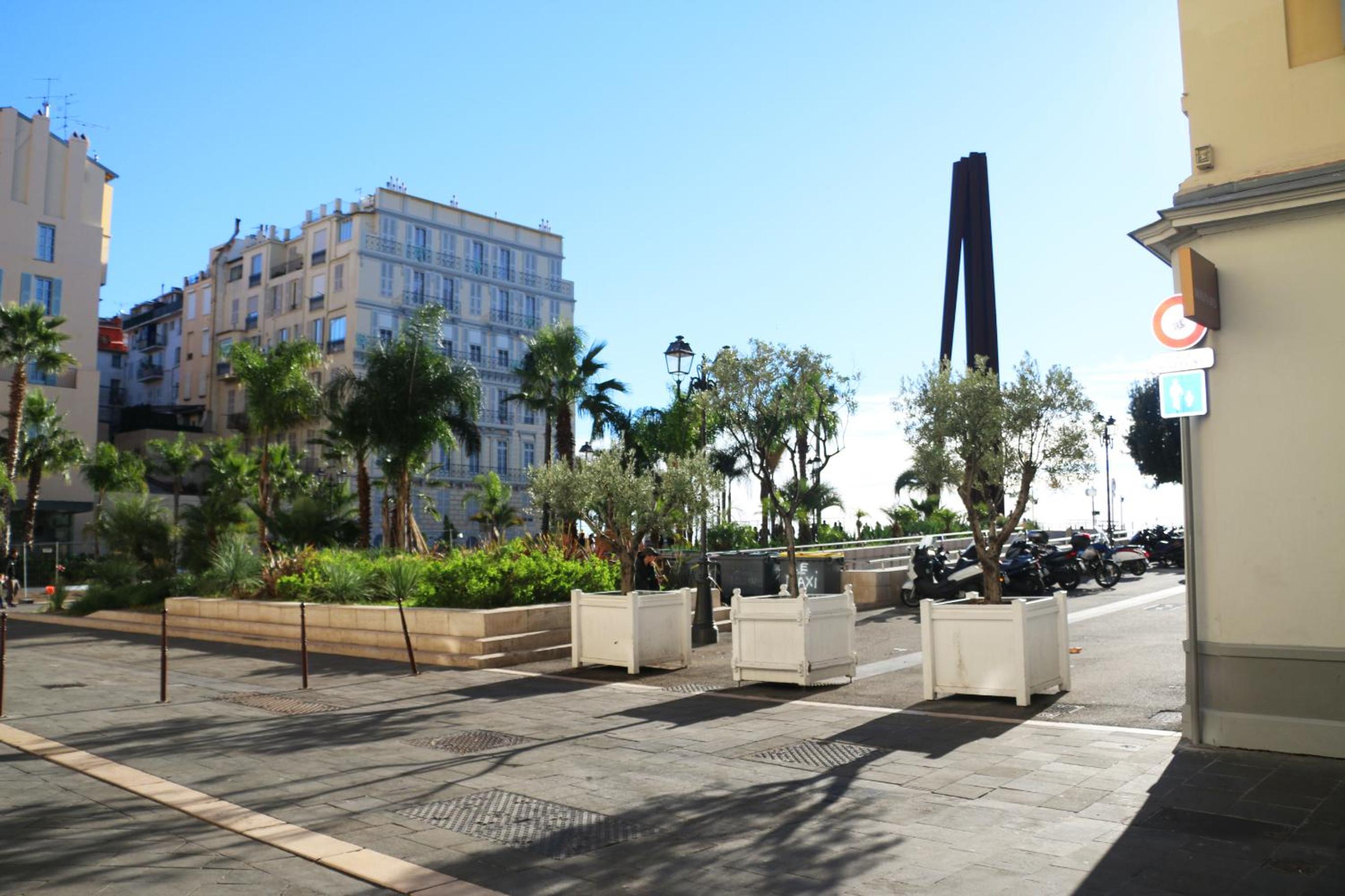 Jade Duplex - No Better Location In Nice photo 4