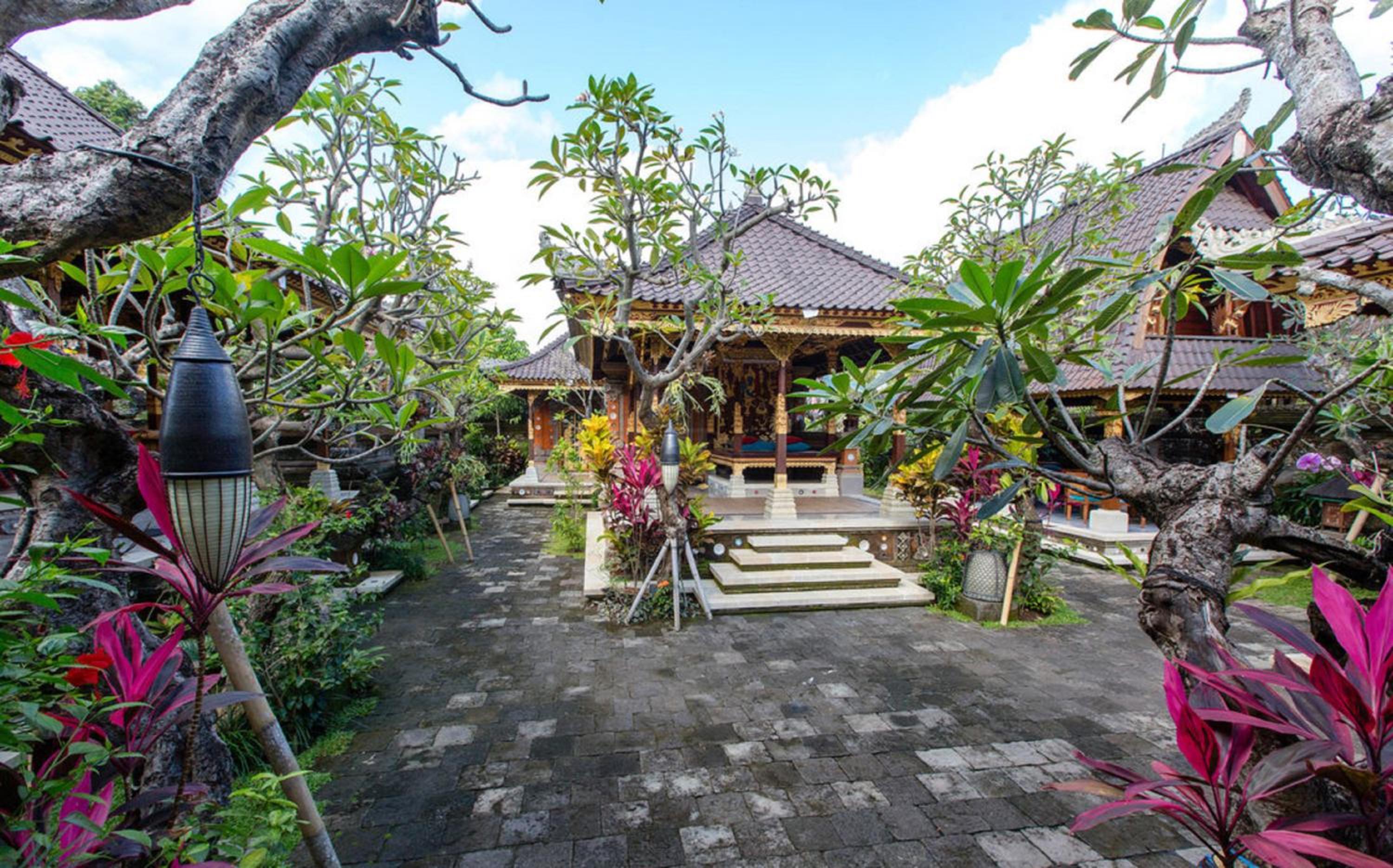 Dwaraka The Royal Villas