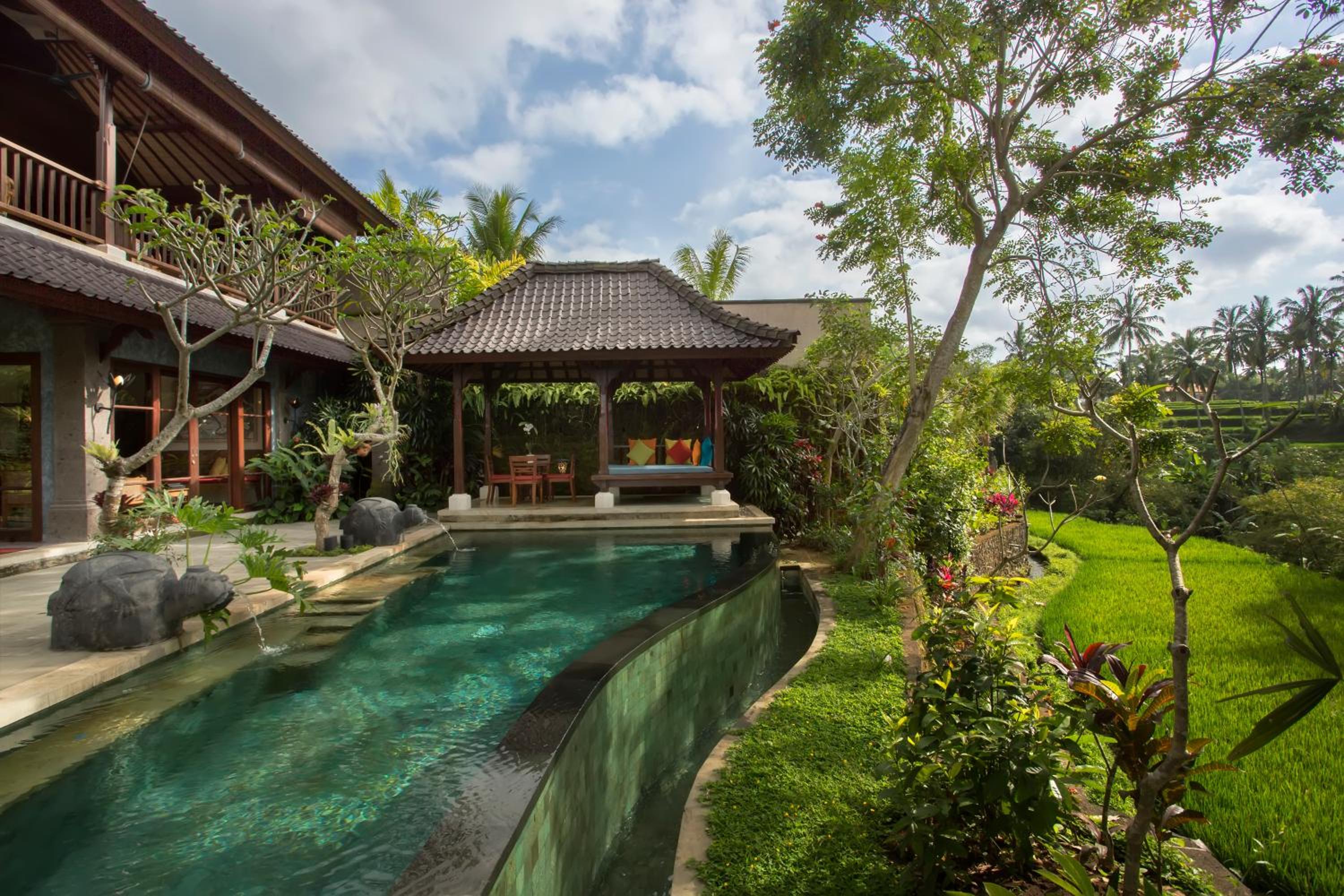 Dwaraka The Royal Villas