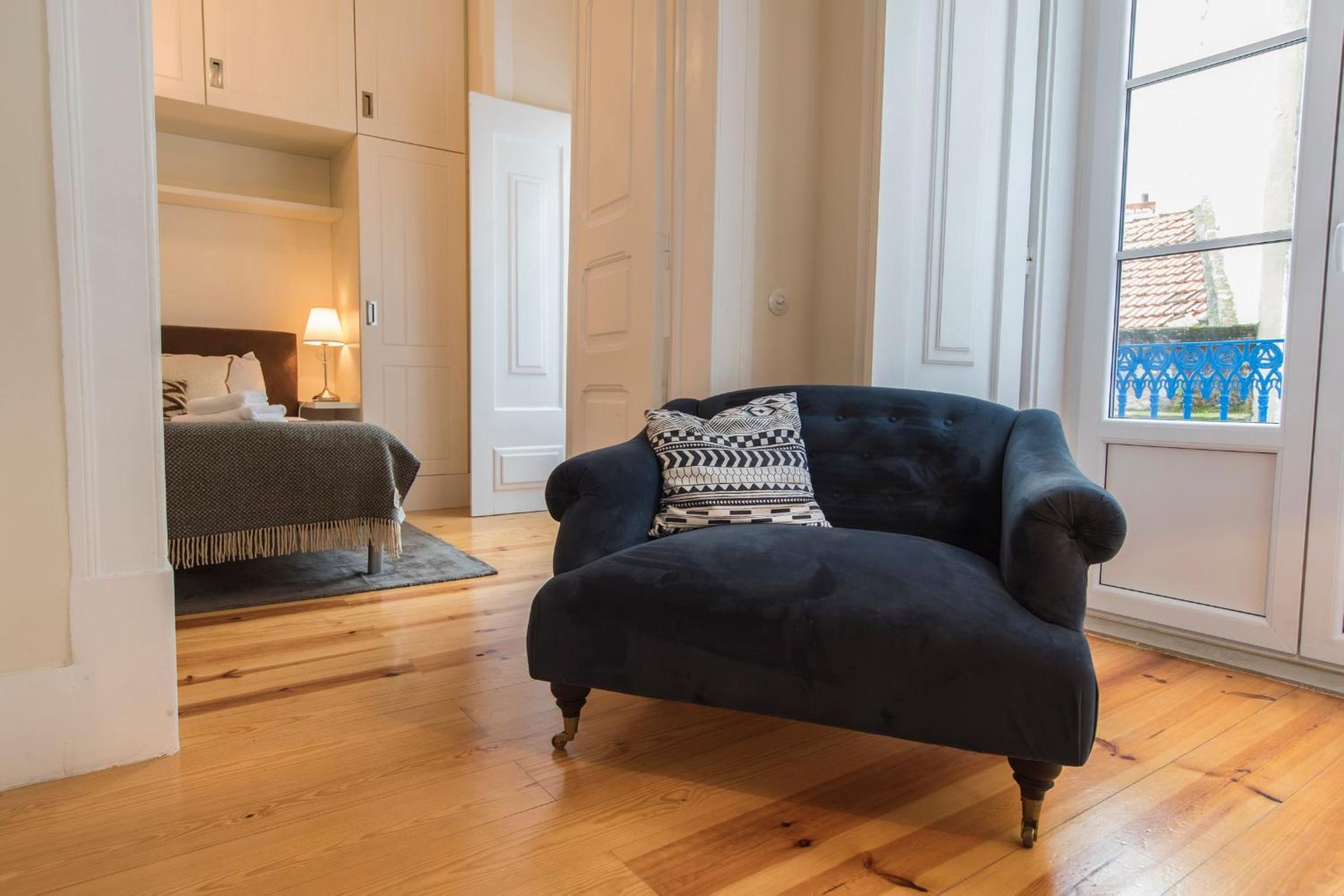 LovelyStay - Cozy Duplex Home in Alfama view 5