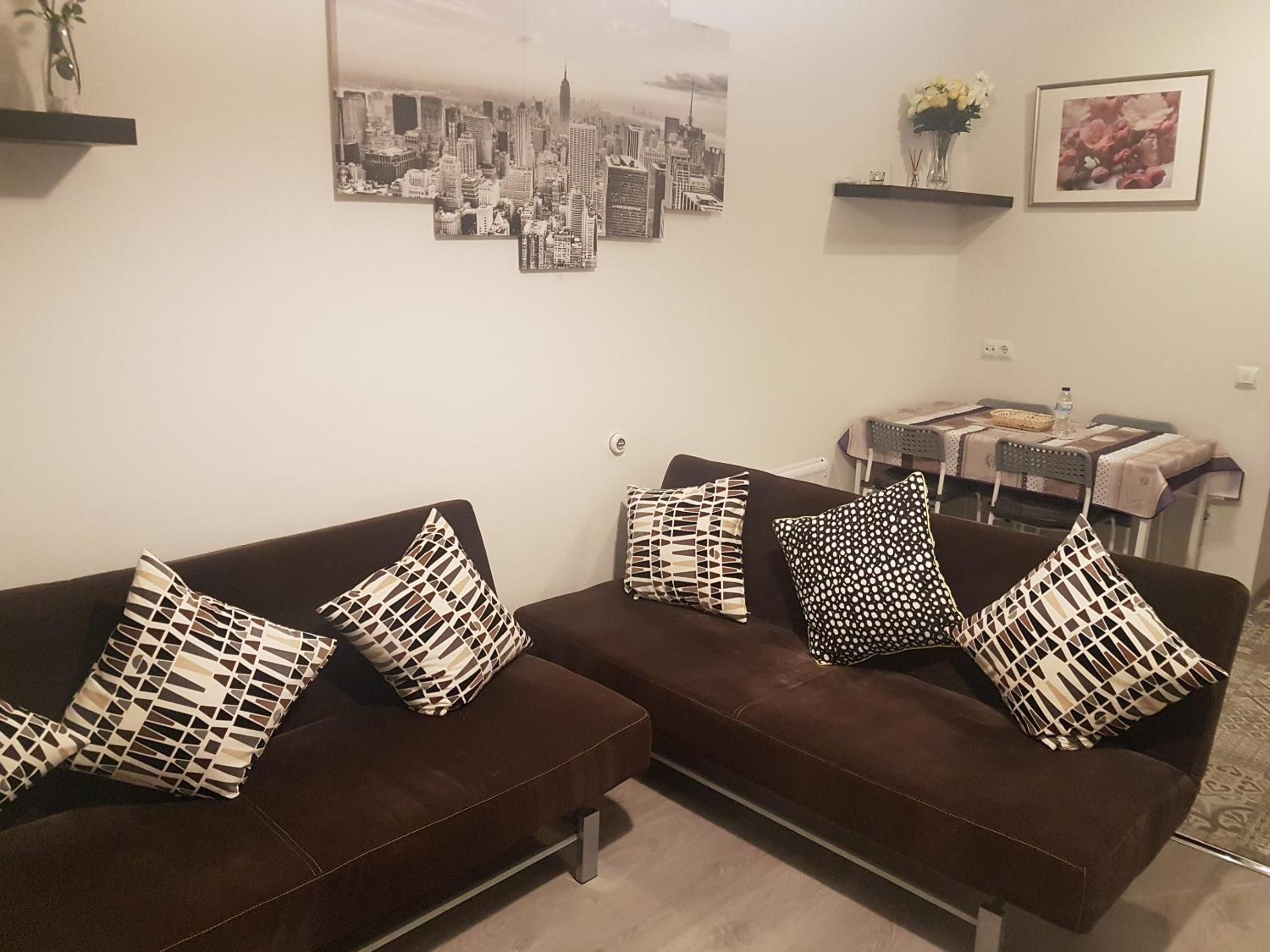Modern Apartment Madrid Near Bernabéu view 5