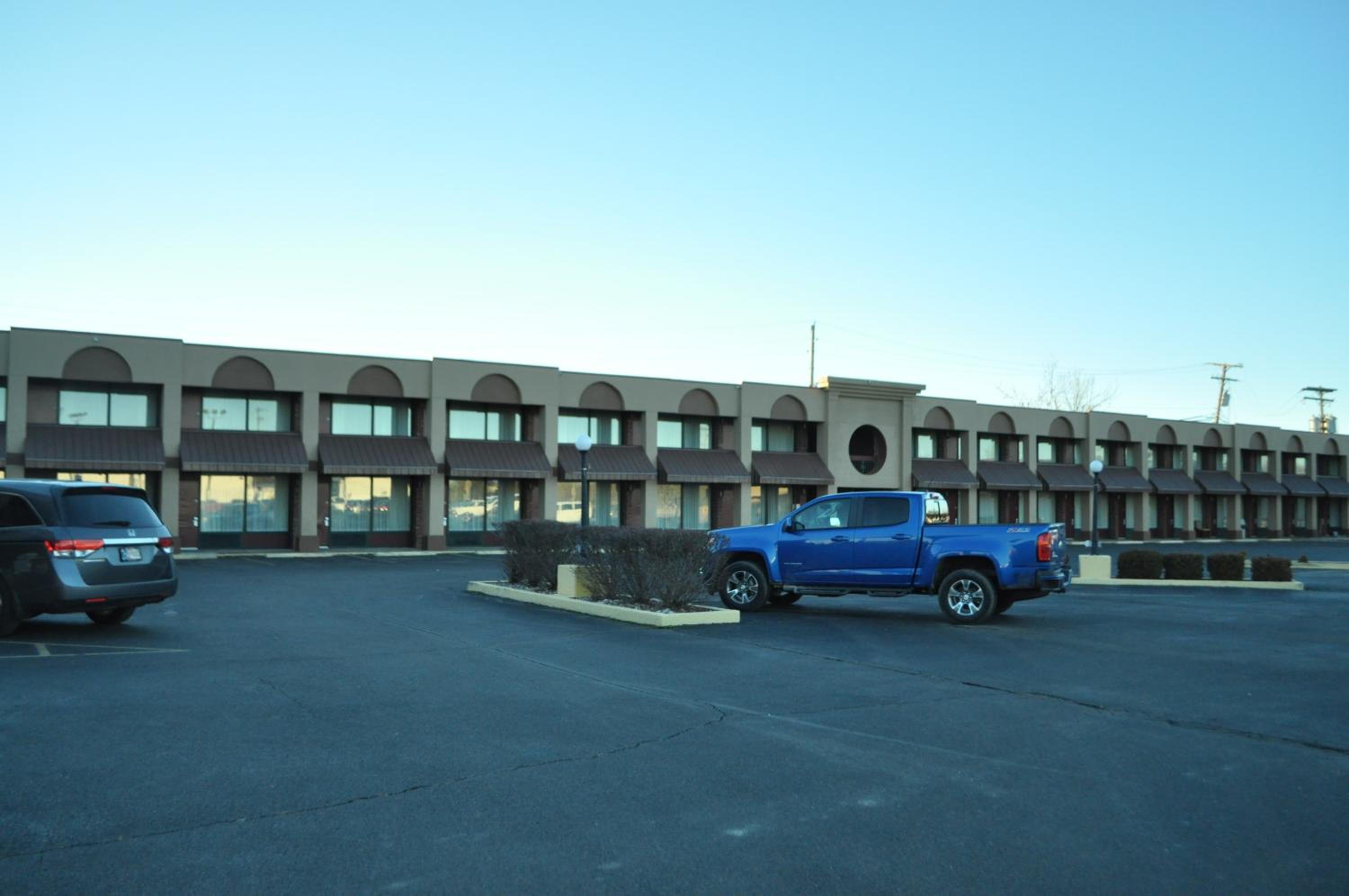 Bestway Inn - Madison