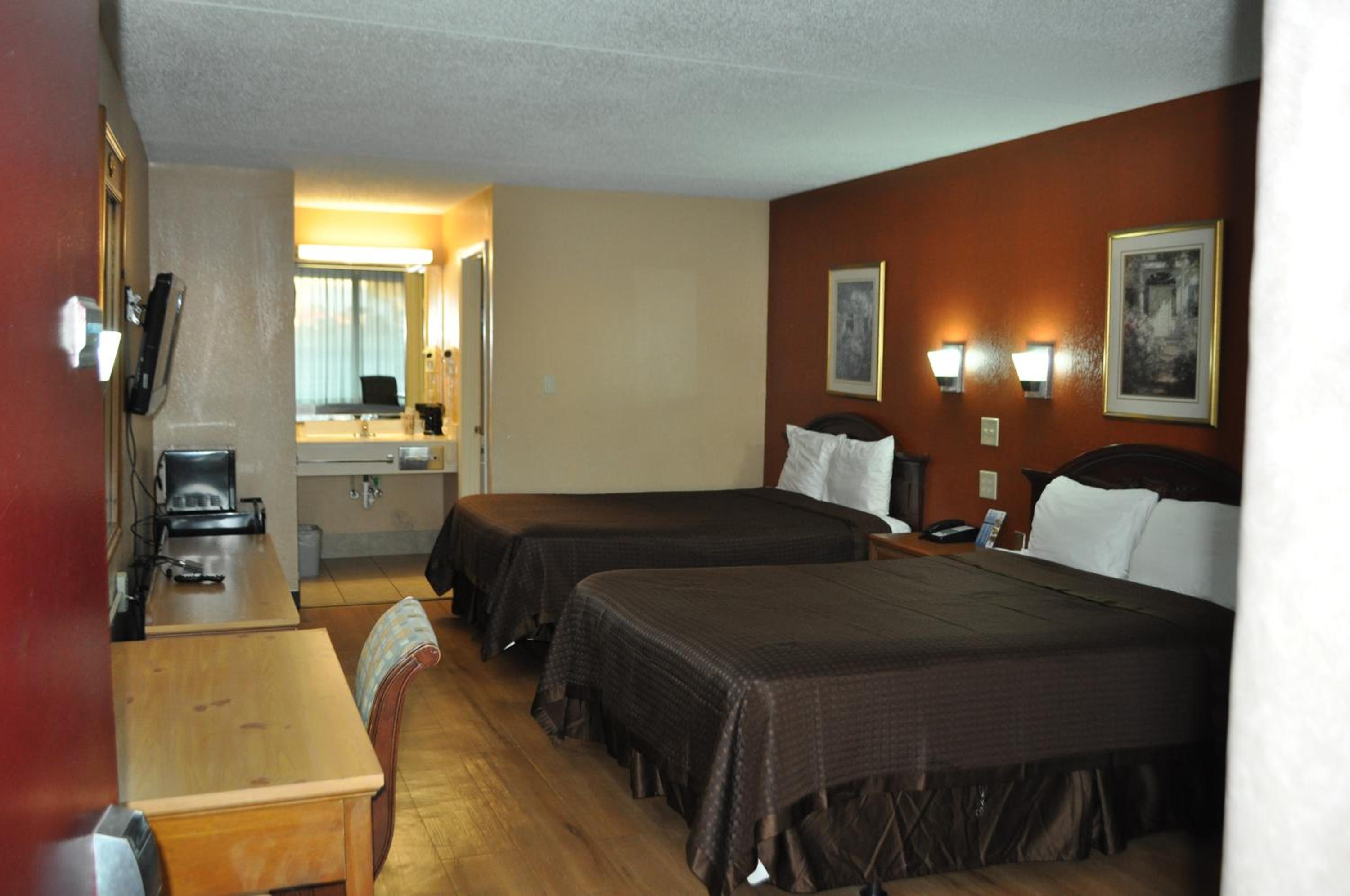 Bestway Inn - Madison