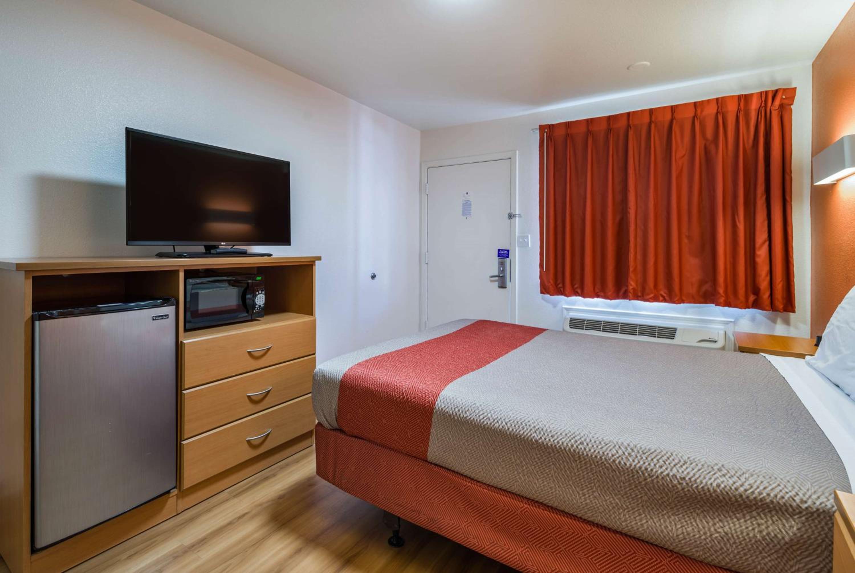 Motel 6-Concord, CA
