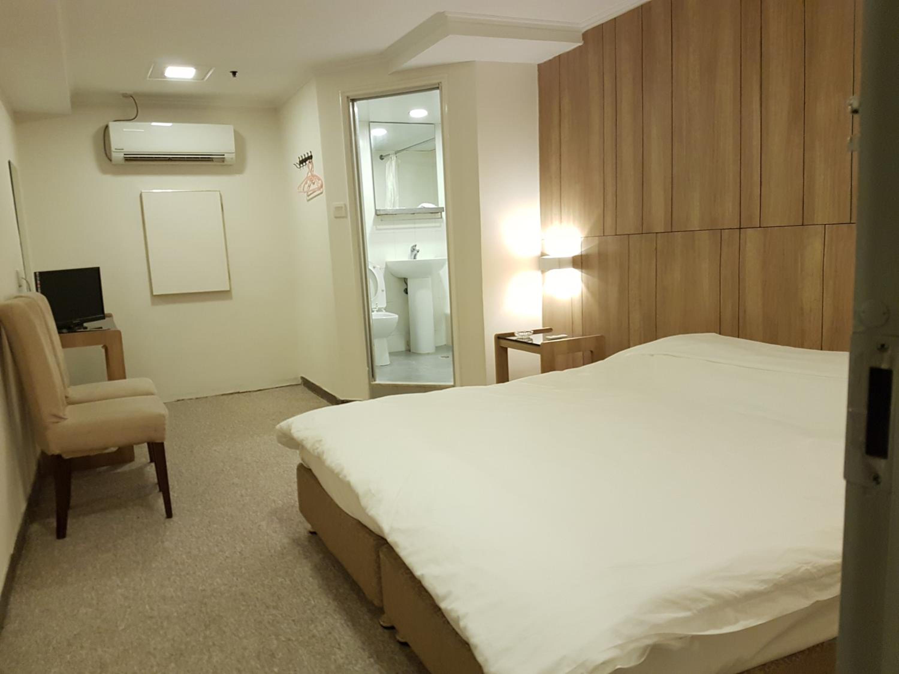 China HK Motel