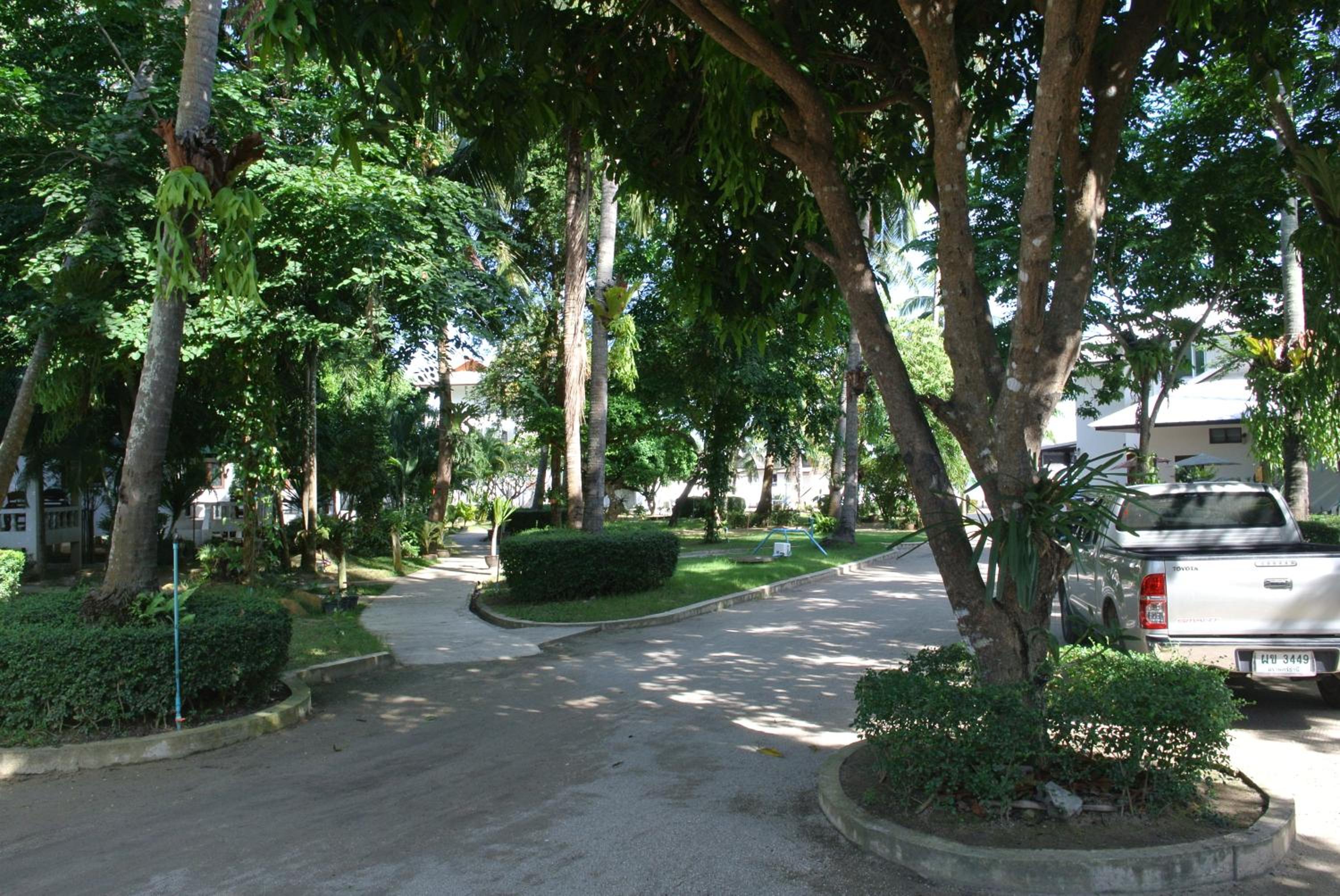 Mac's Bay Resort