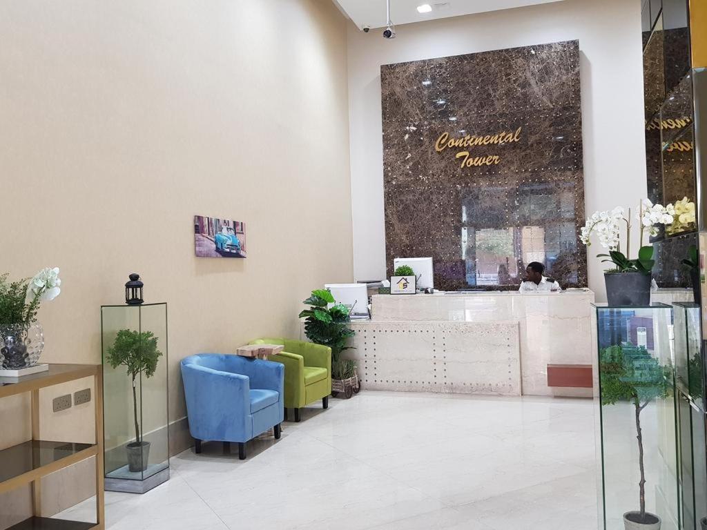 Golden Stay Vacation Homes continental tower marina