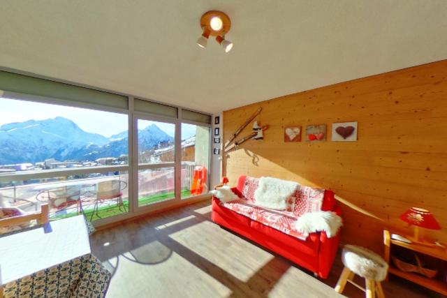 Le Diamant view 3