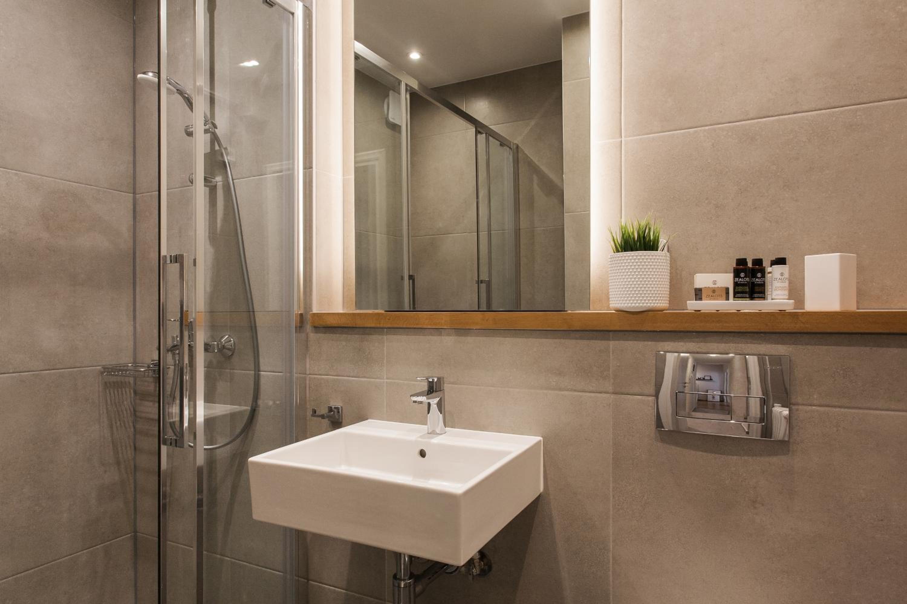 Central Cozy Apartments in Plaka by UPSTREET