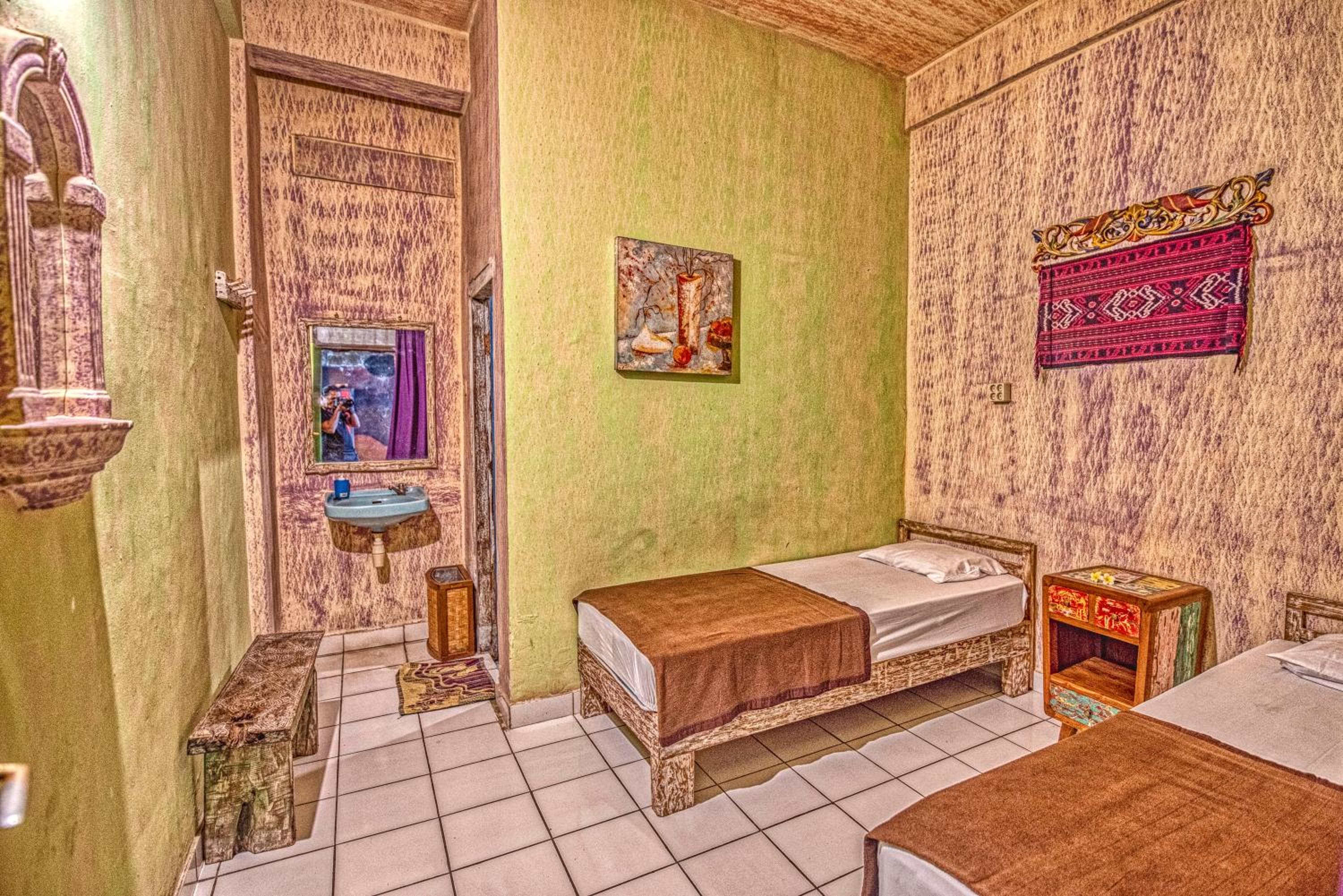 Lovina Central Hostel, Lovina - 10