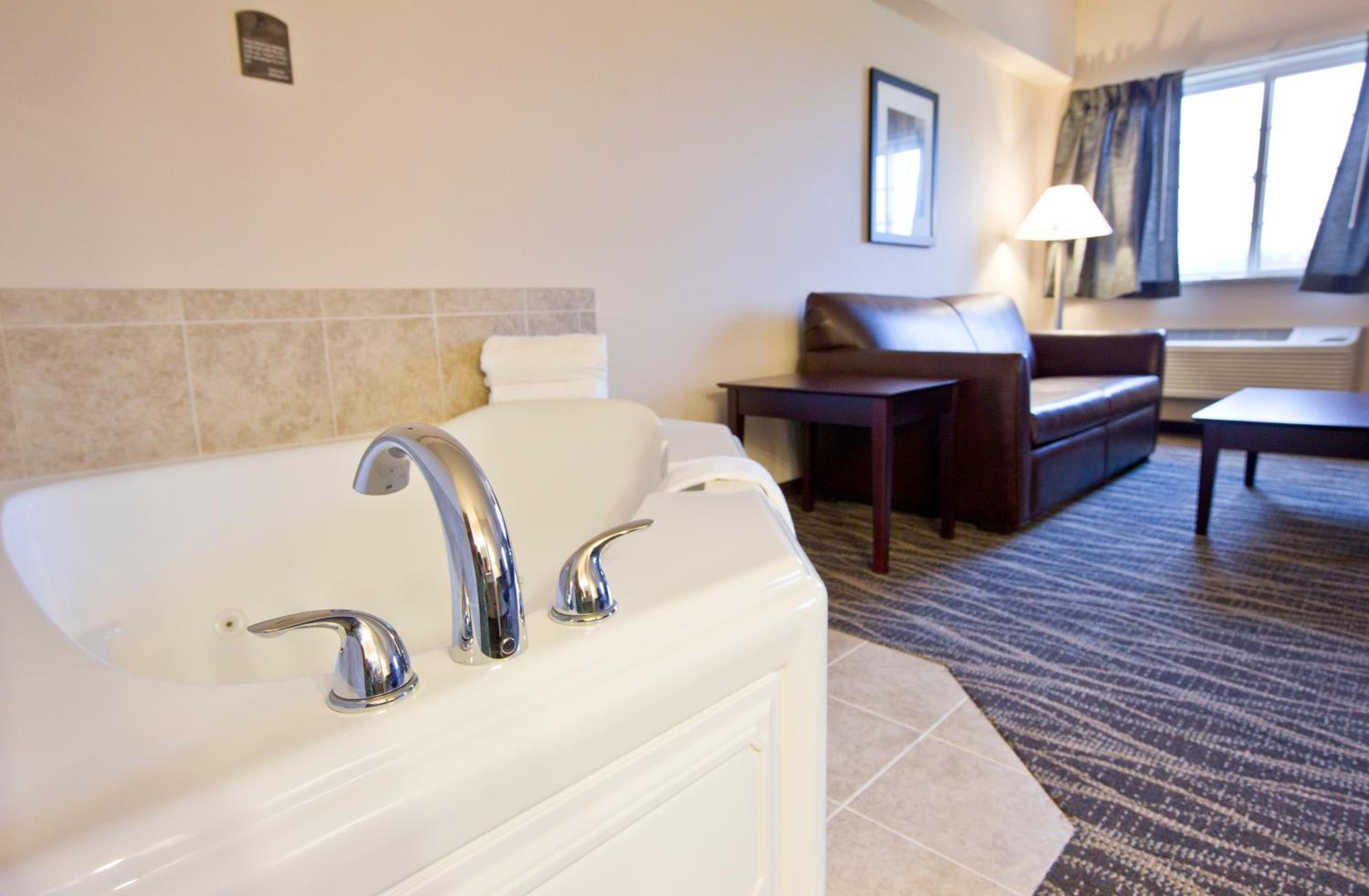 Cobblestone Inn & Suites - Boone