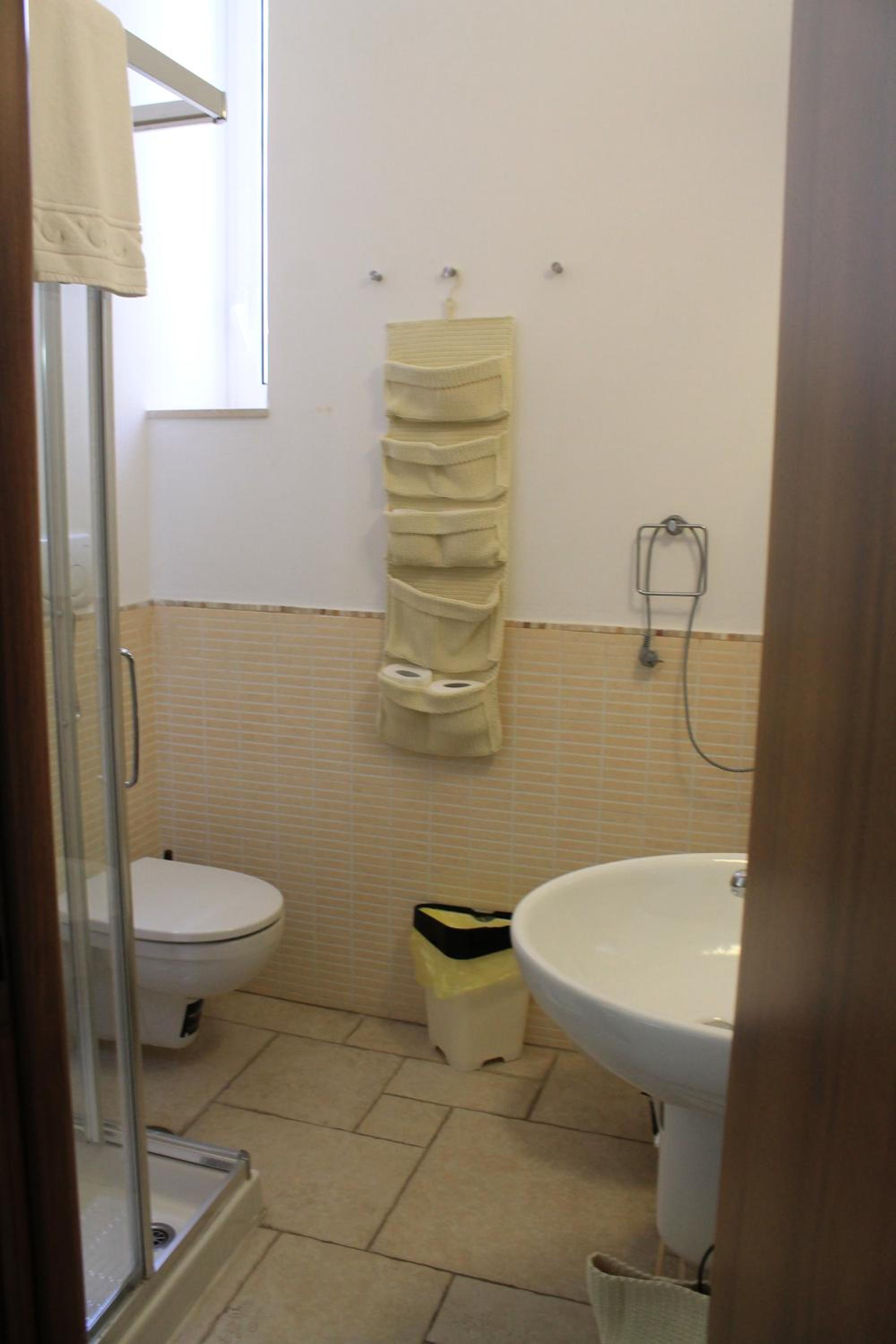 Photo 49