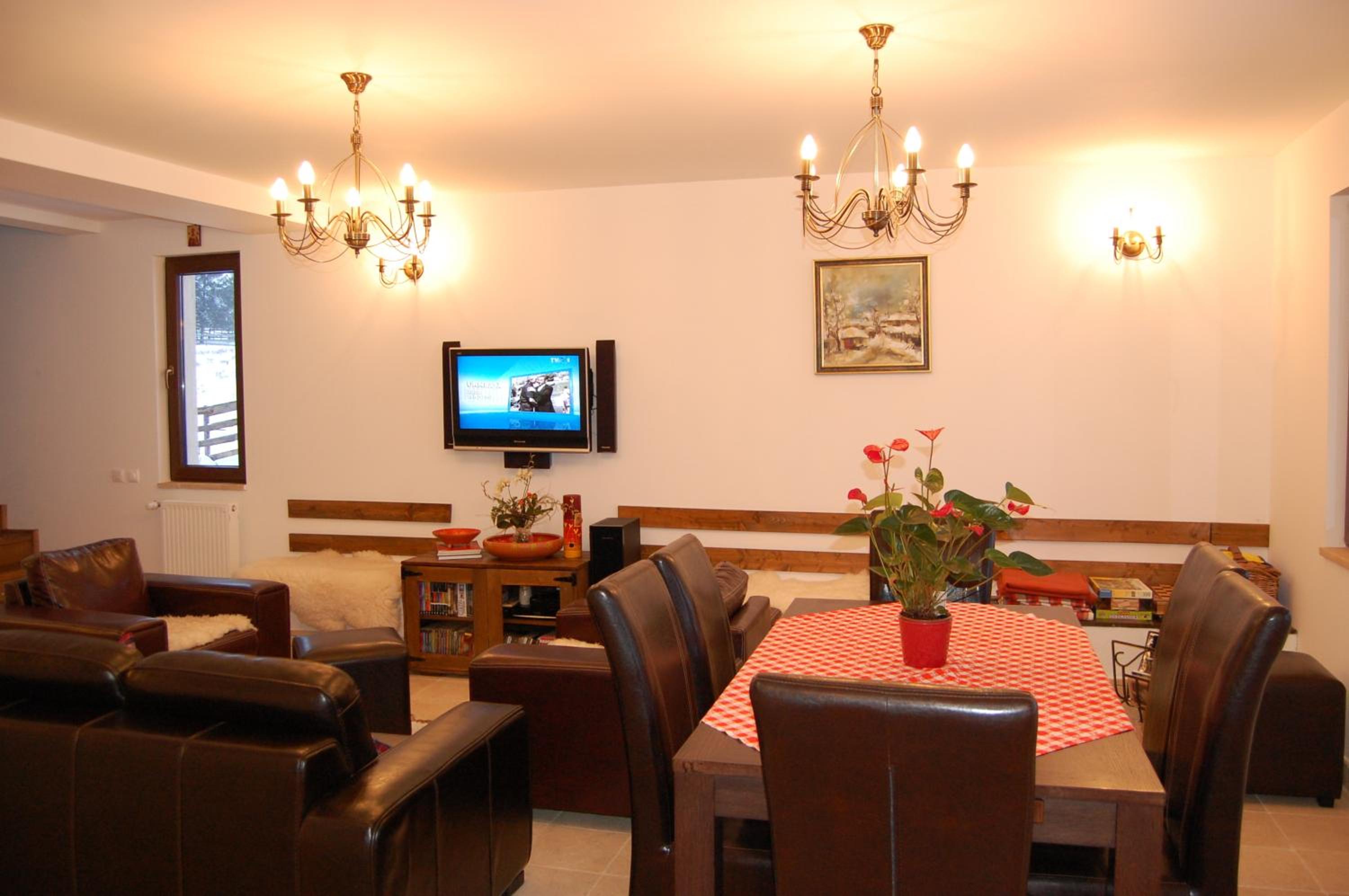 Cabana Moţilor view 5